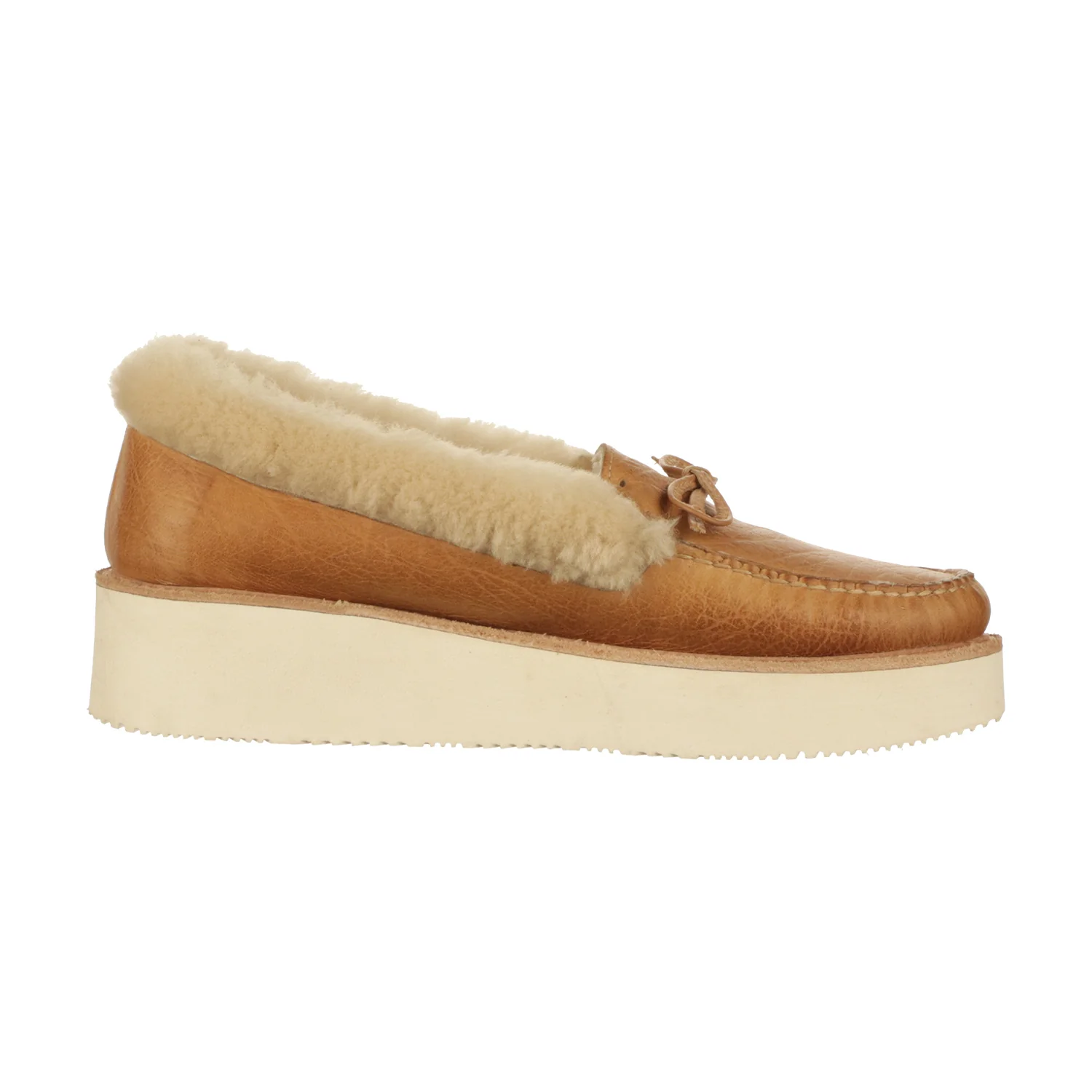 10067-shearling-wedge-moccasin-tan-1.webp Shearling Wedge Moccasin :: Tan