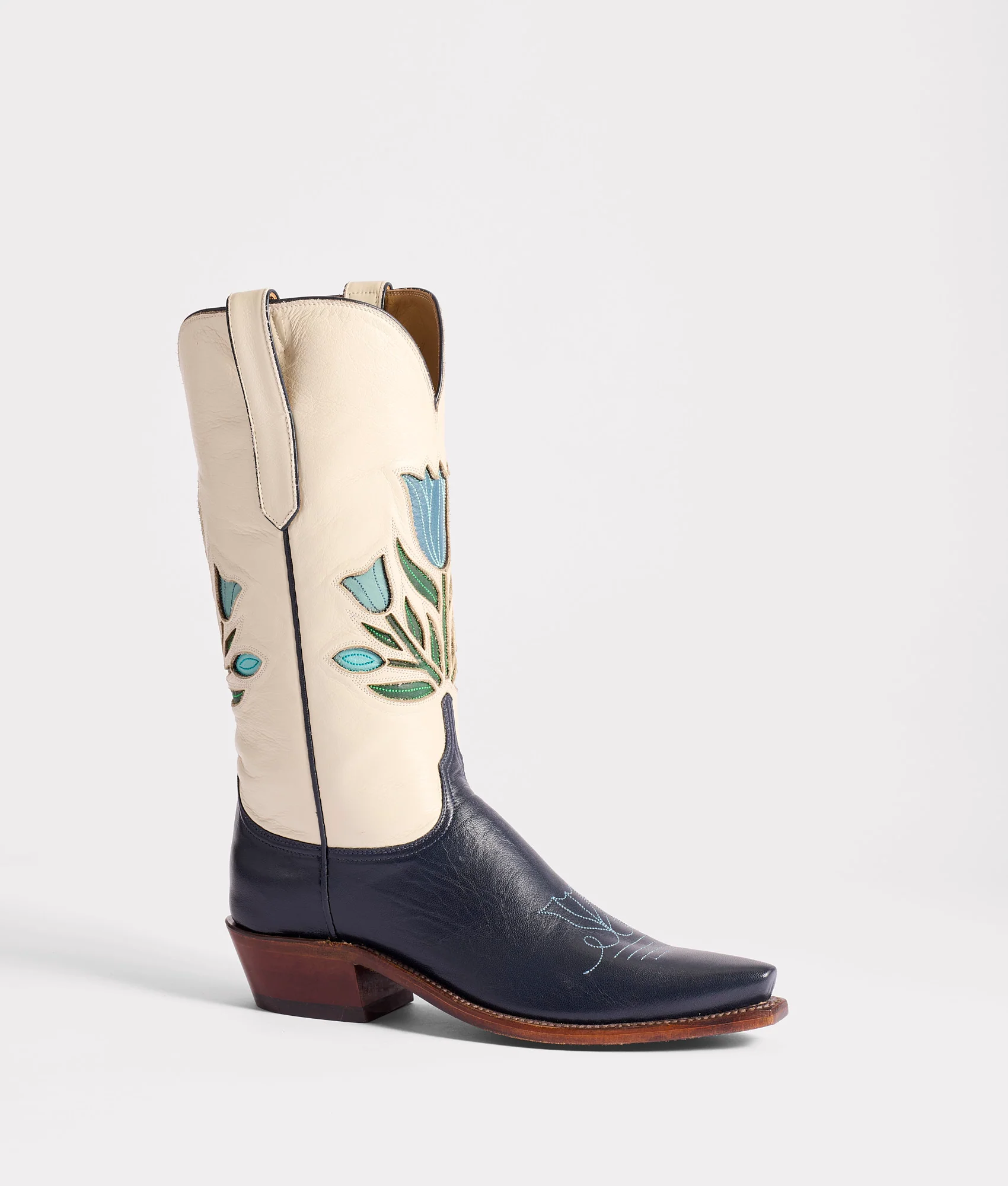 Roadrunner :: Navy