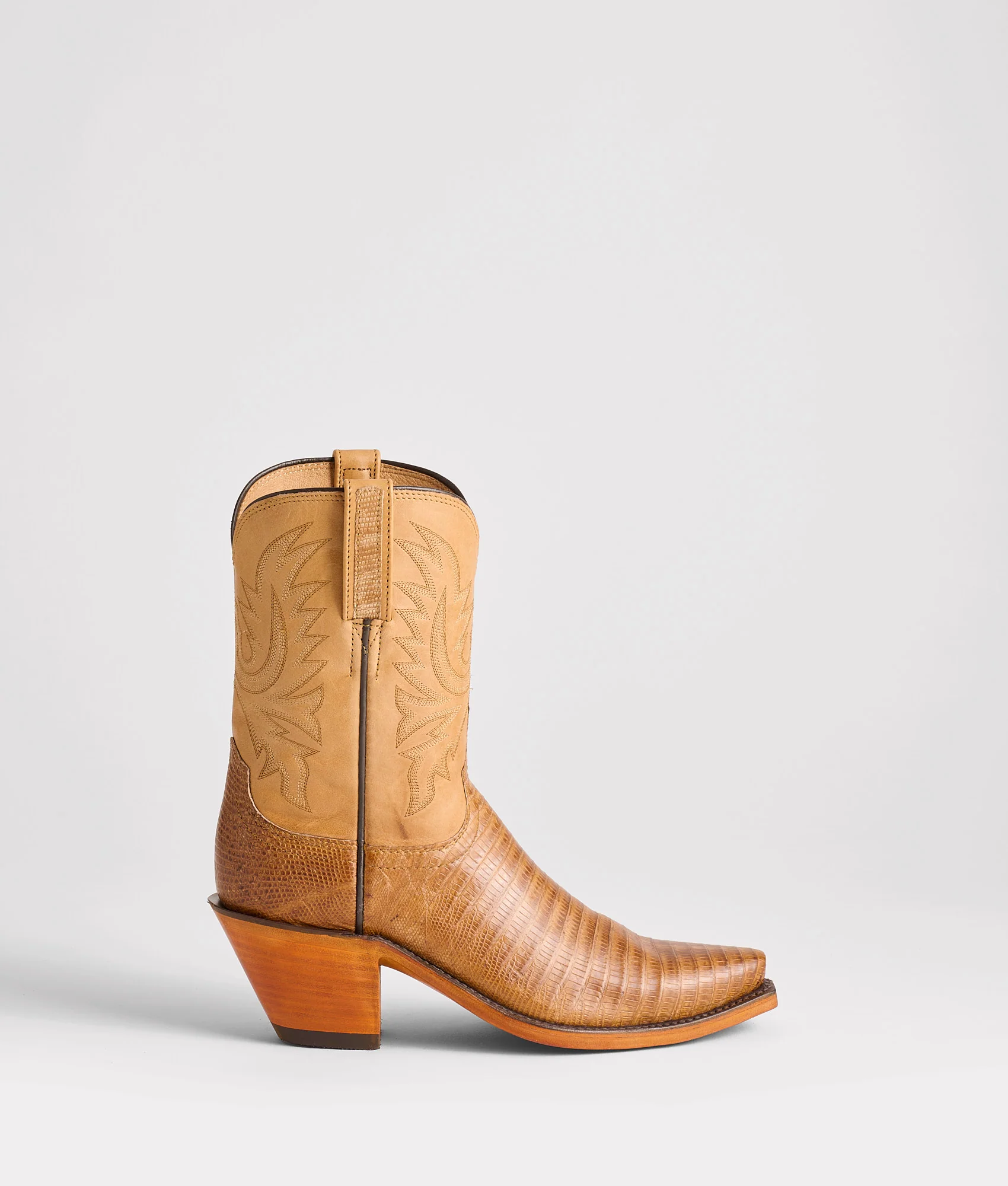 10601-dale-exotic-tan-1.webp Dale Exotic :: Tan