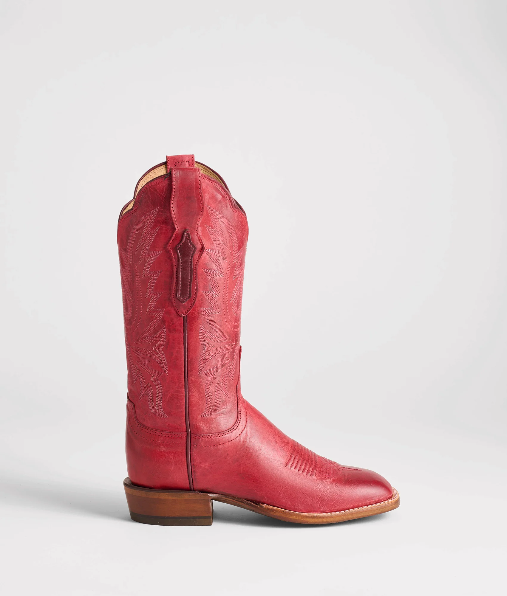 10635-savannah-horseman-red-1.webp Savannah Horseman :: Red