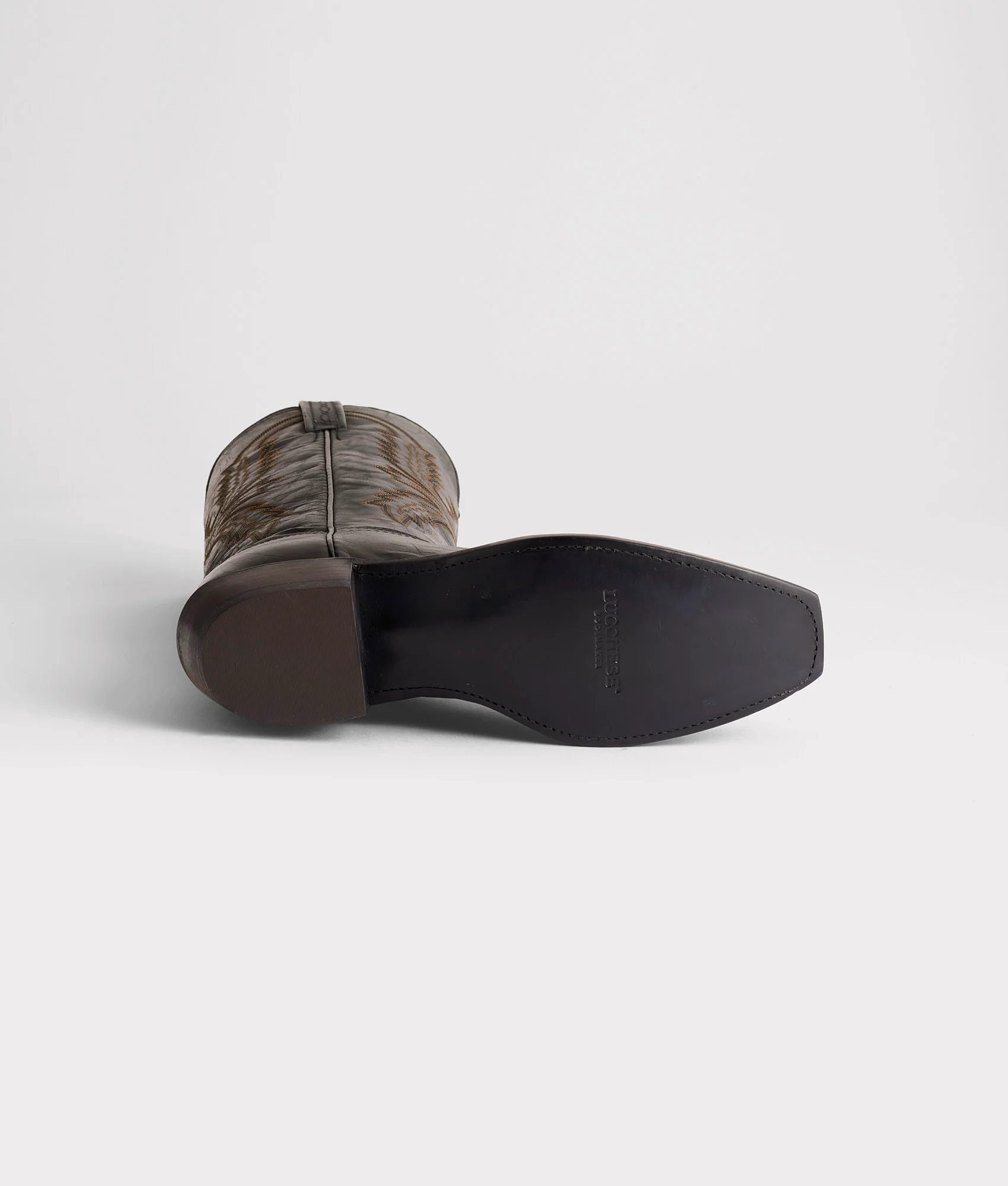 Crayton :: Black