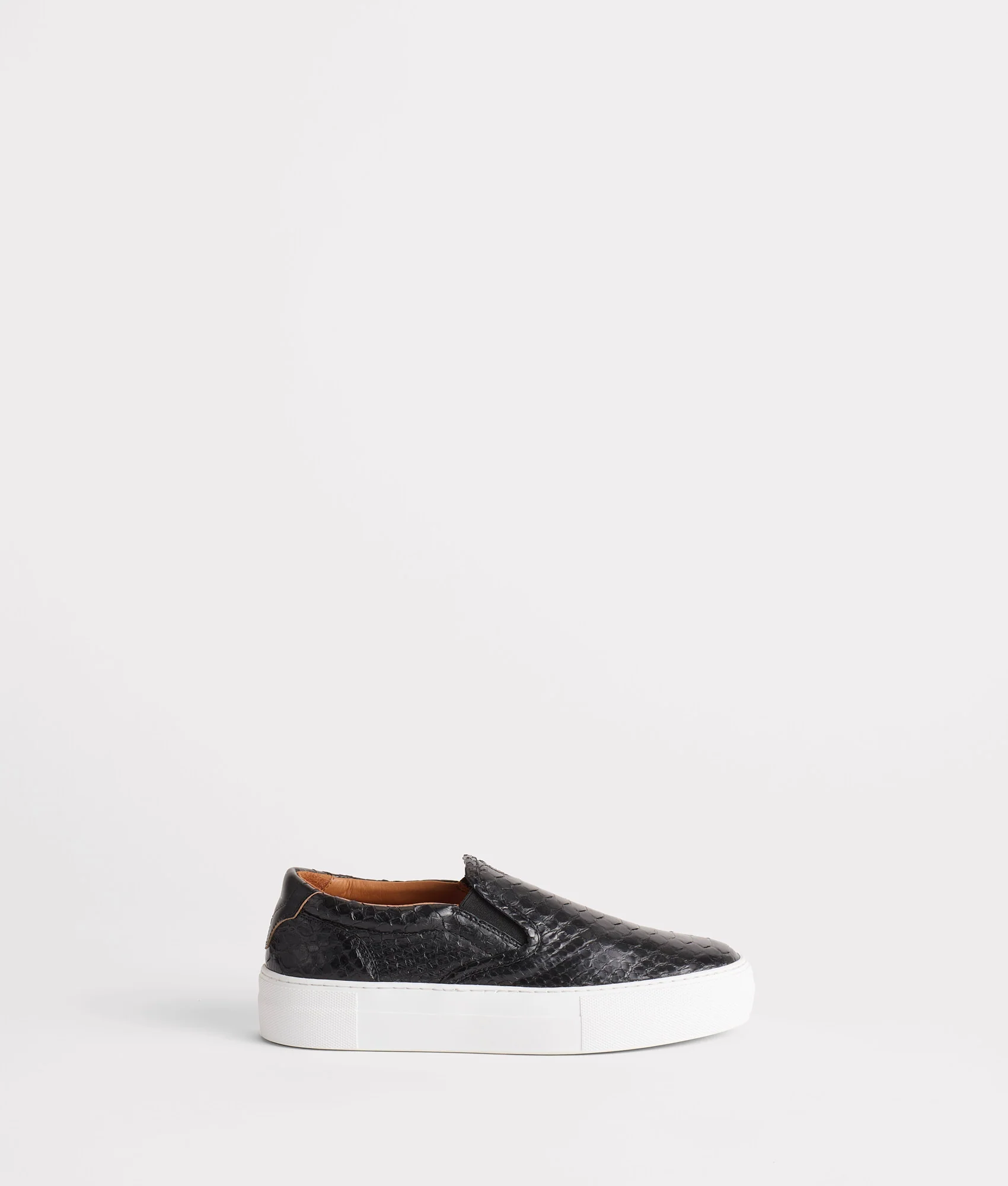10708-mosaico-slip-on-black-python-1.webp Mosaico Slip On :: Black Python