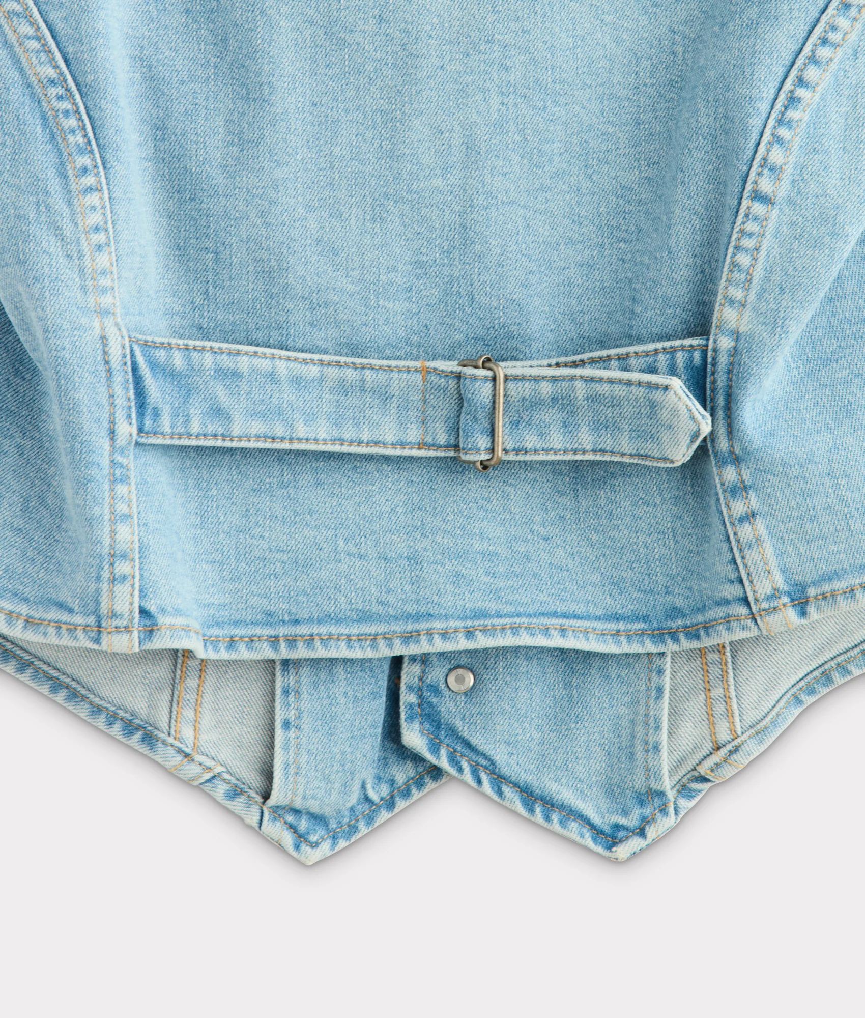 Riley Denim Vest :: Desert Sky Blue
