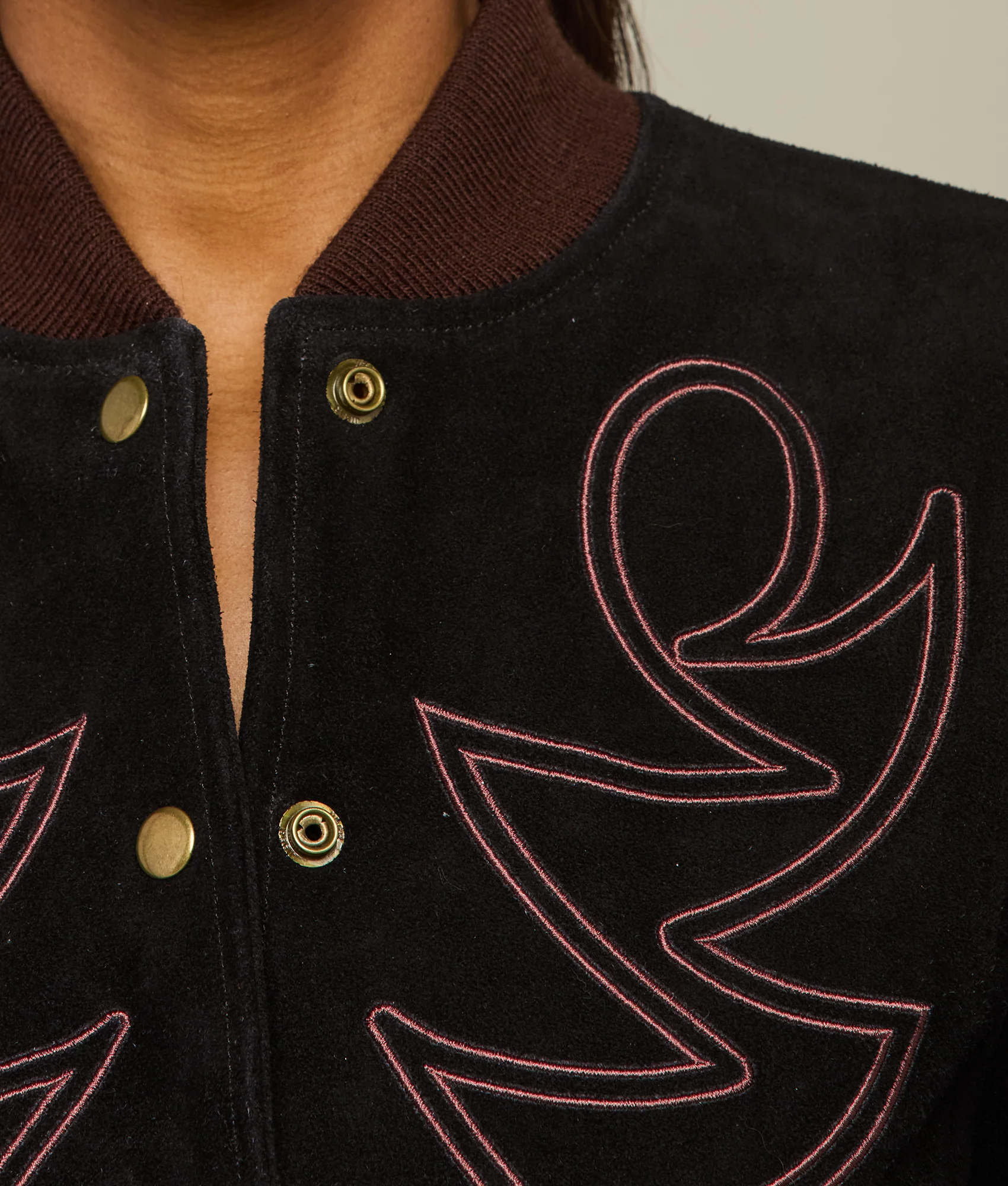 10974-embroidered-suede-bomber-jacket-black-2.webp Embroidered Suede Bomber Jacket :: Black