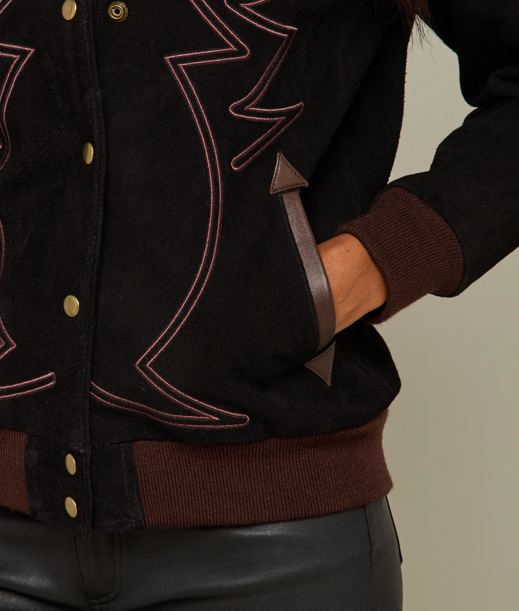 10974-embroidered-suede-bomber-jacket-black-6.webp Embroidered Suede Bomber Jacket :: Black