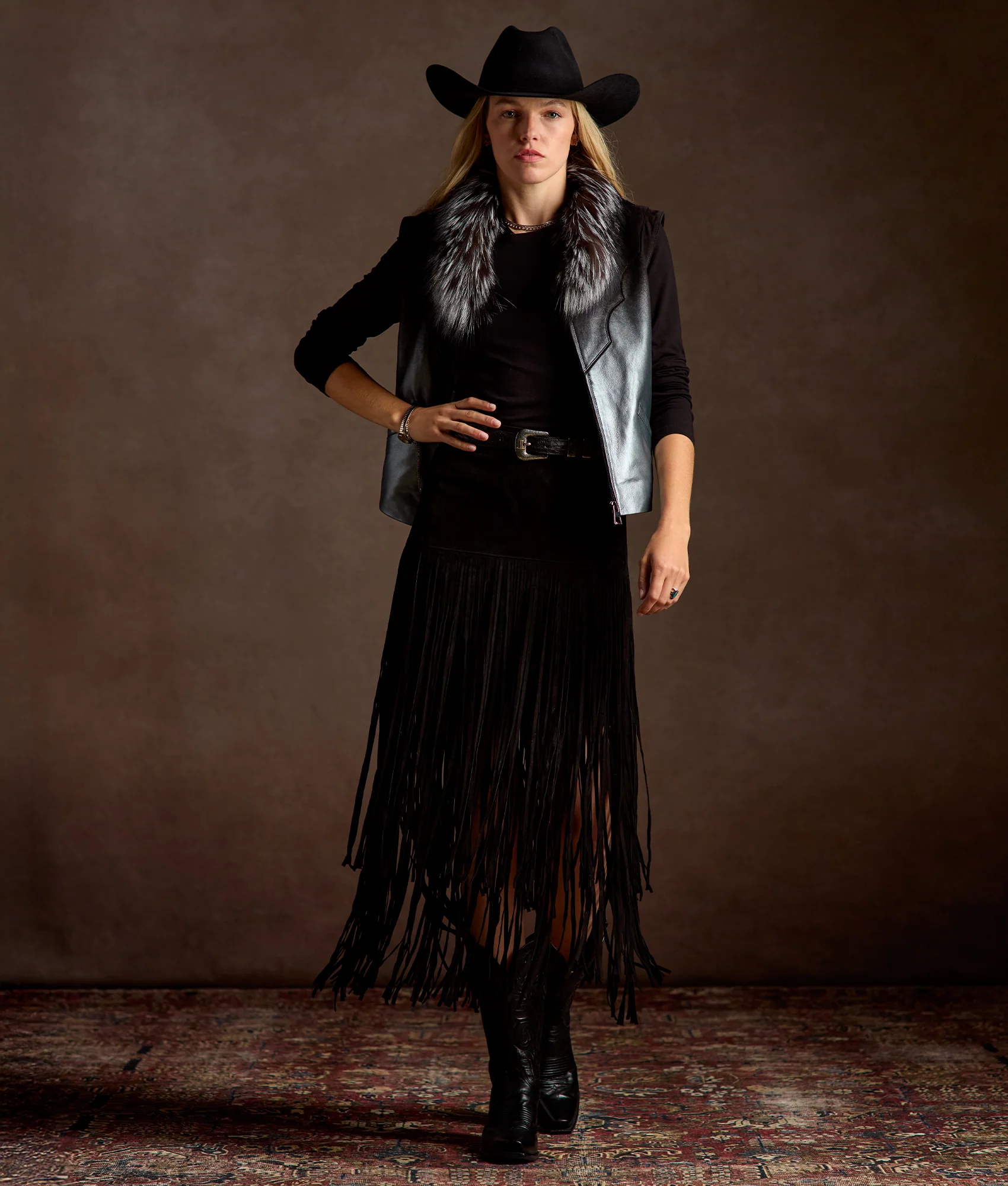 Duchess Of The Range Fur Vest :: Metallic Gradient