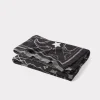 The Lodge Blanket :: Black/ White