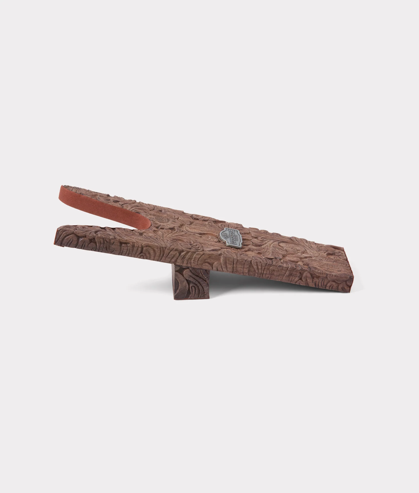 Tooled Boot Jack :: Brown
