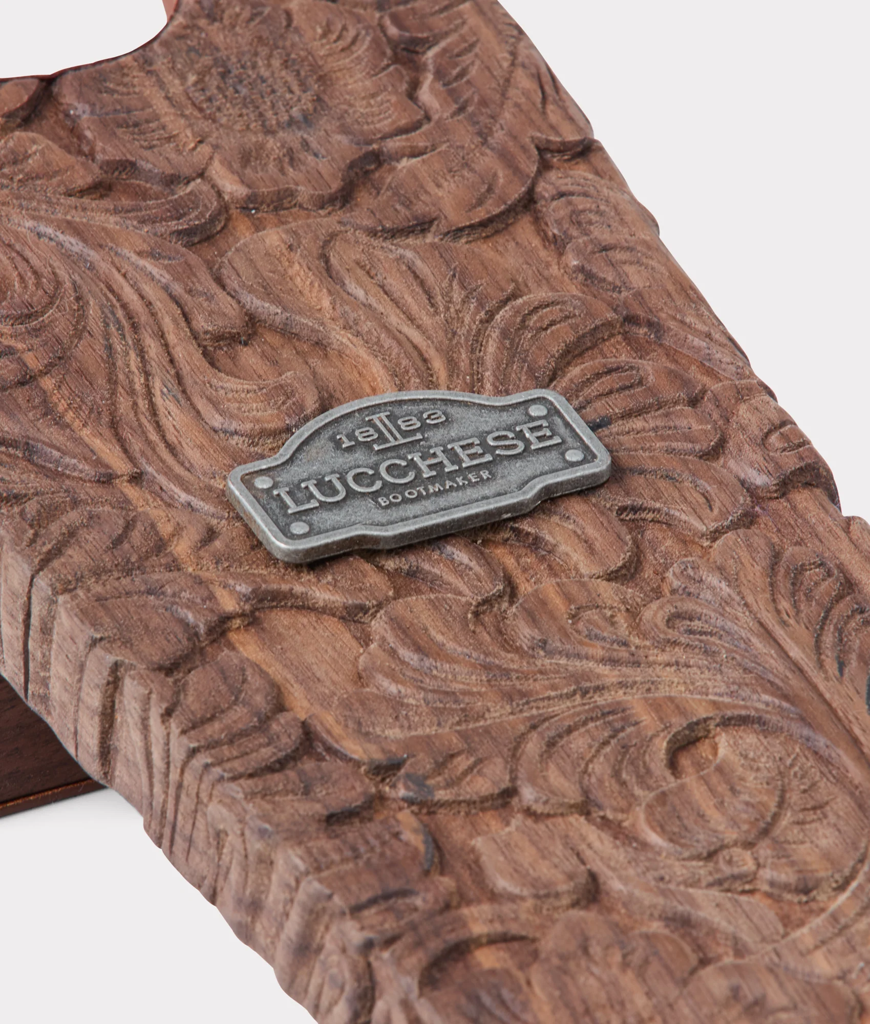 Tooled Boot Jack :: Brown