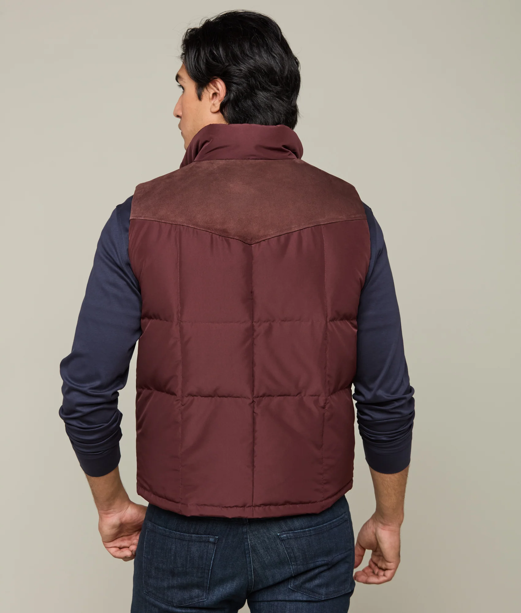 11471-john-puffer-vest-wine-3.webp John Puffer Vest :: Wine