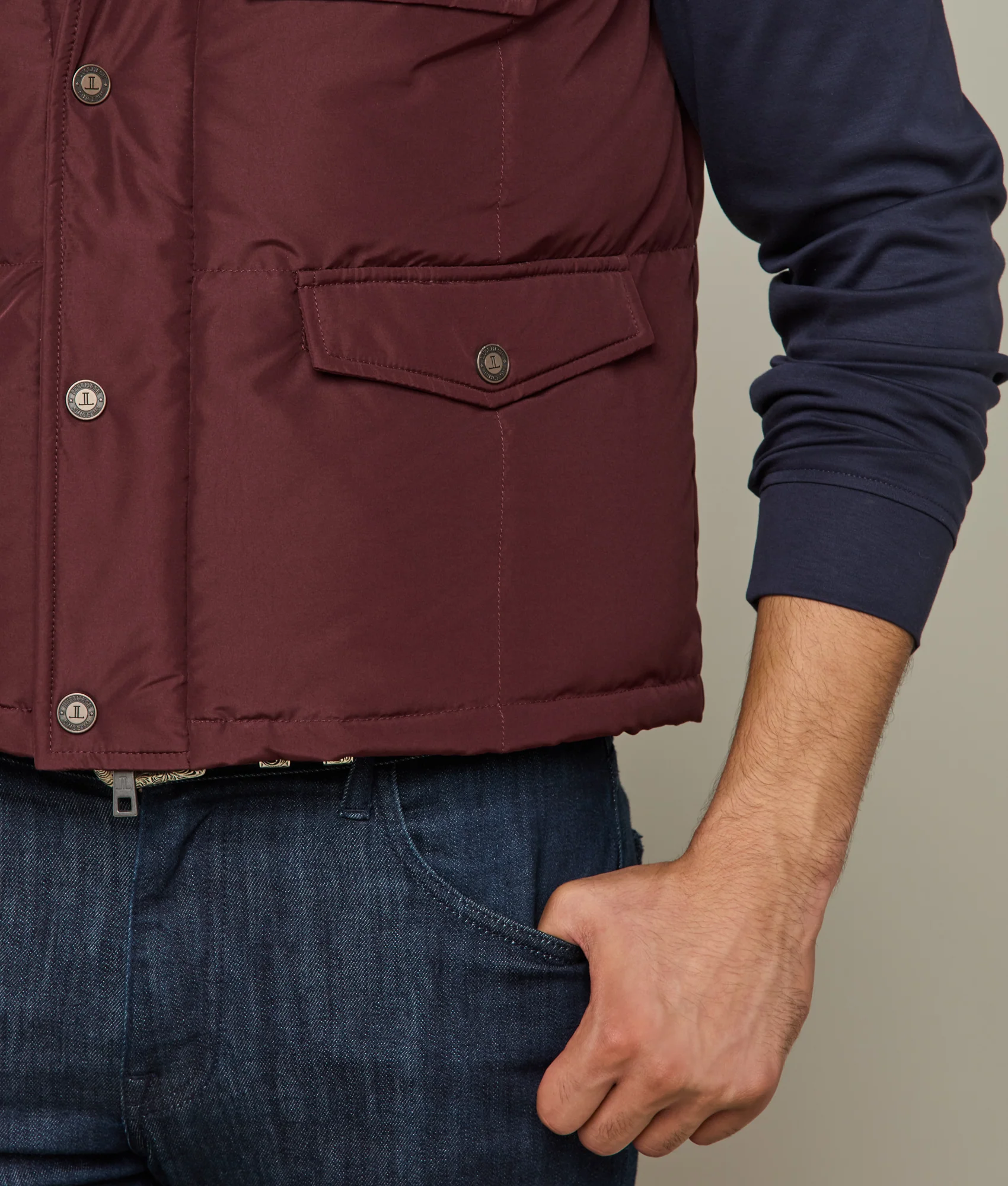 11471-john-puffer-vest-wine-6.webp John Puffer Vest :: Wine