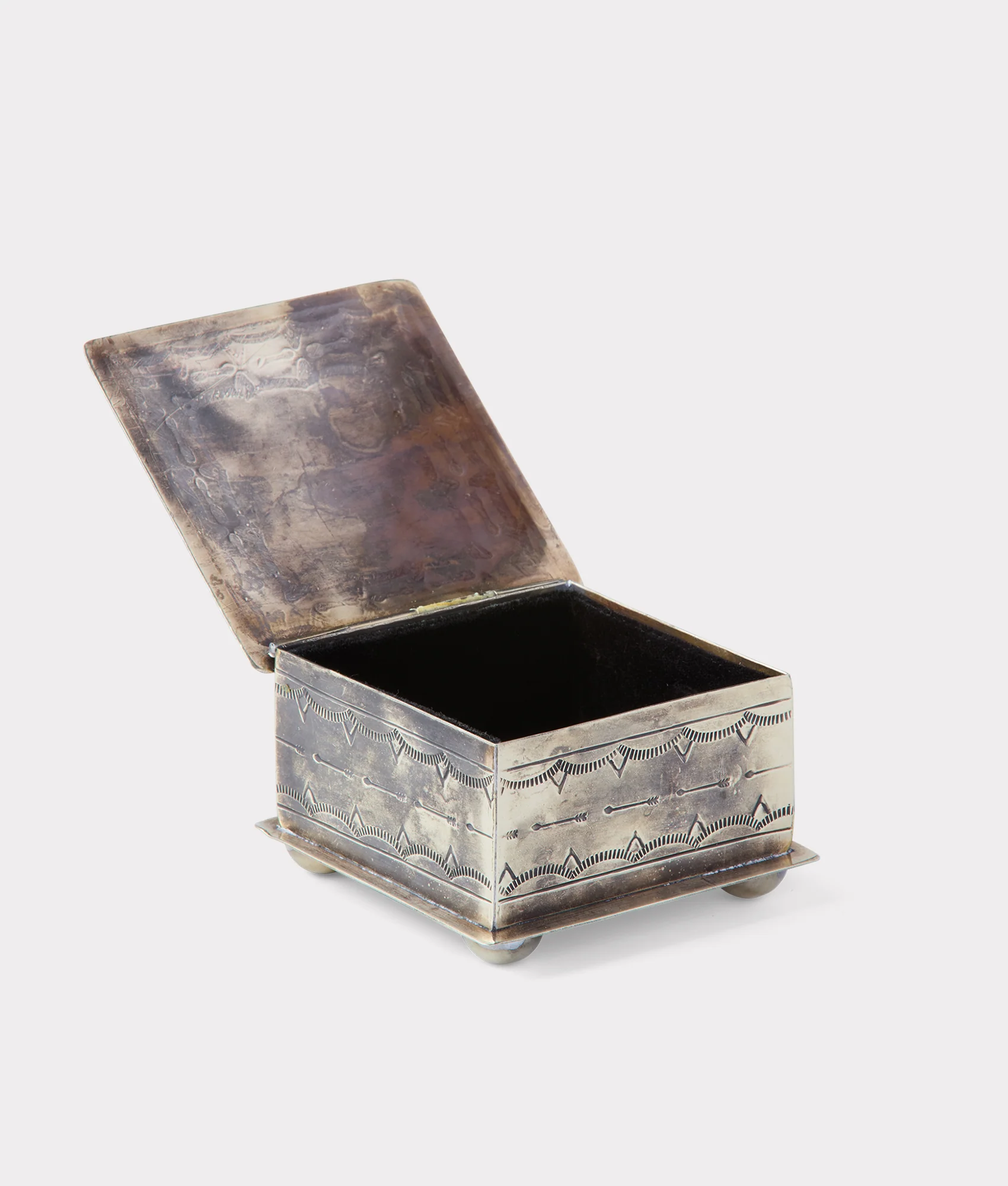 Southwestern Heart Box :: Silver