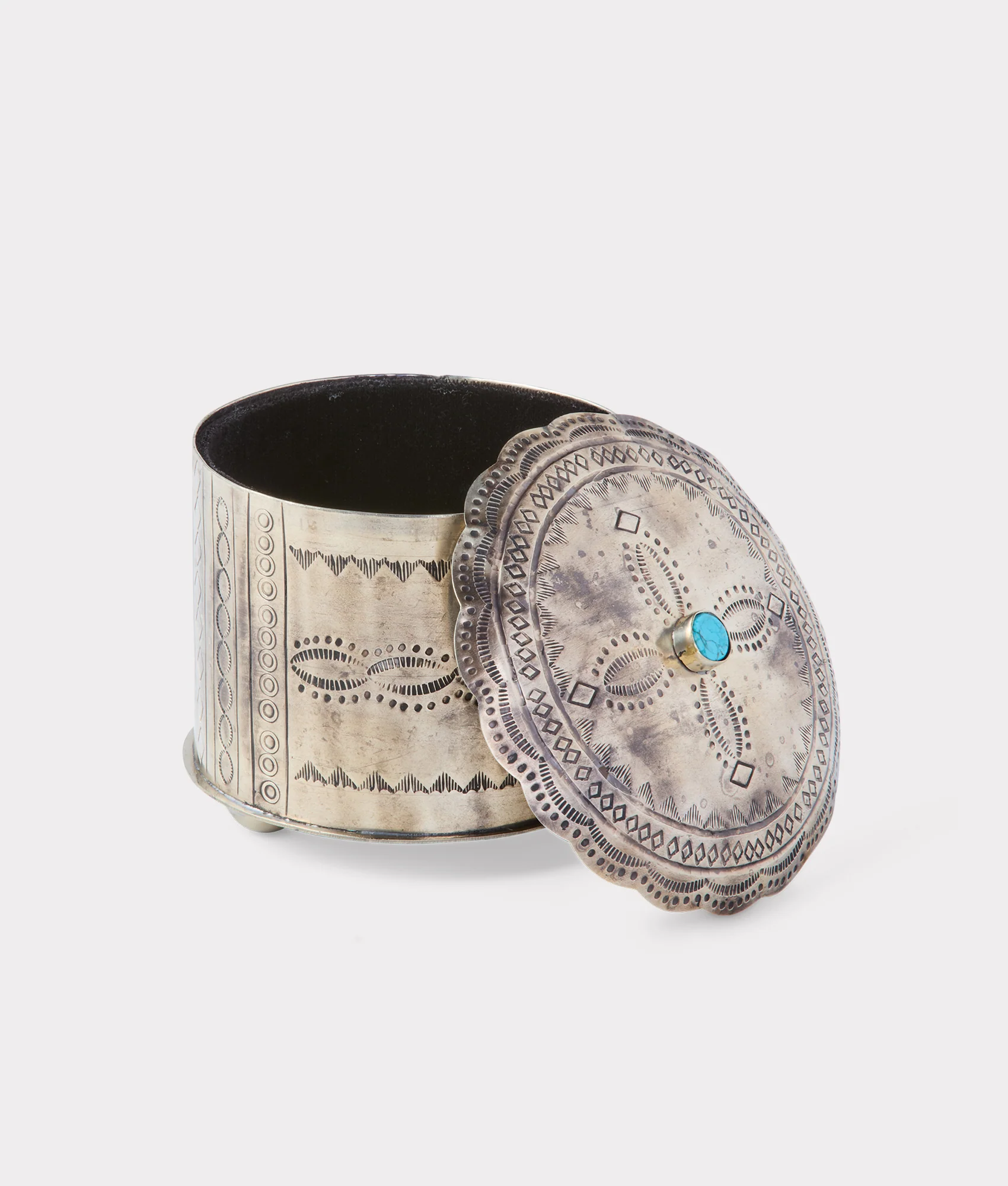Southwestern Round Box :: Silver