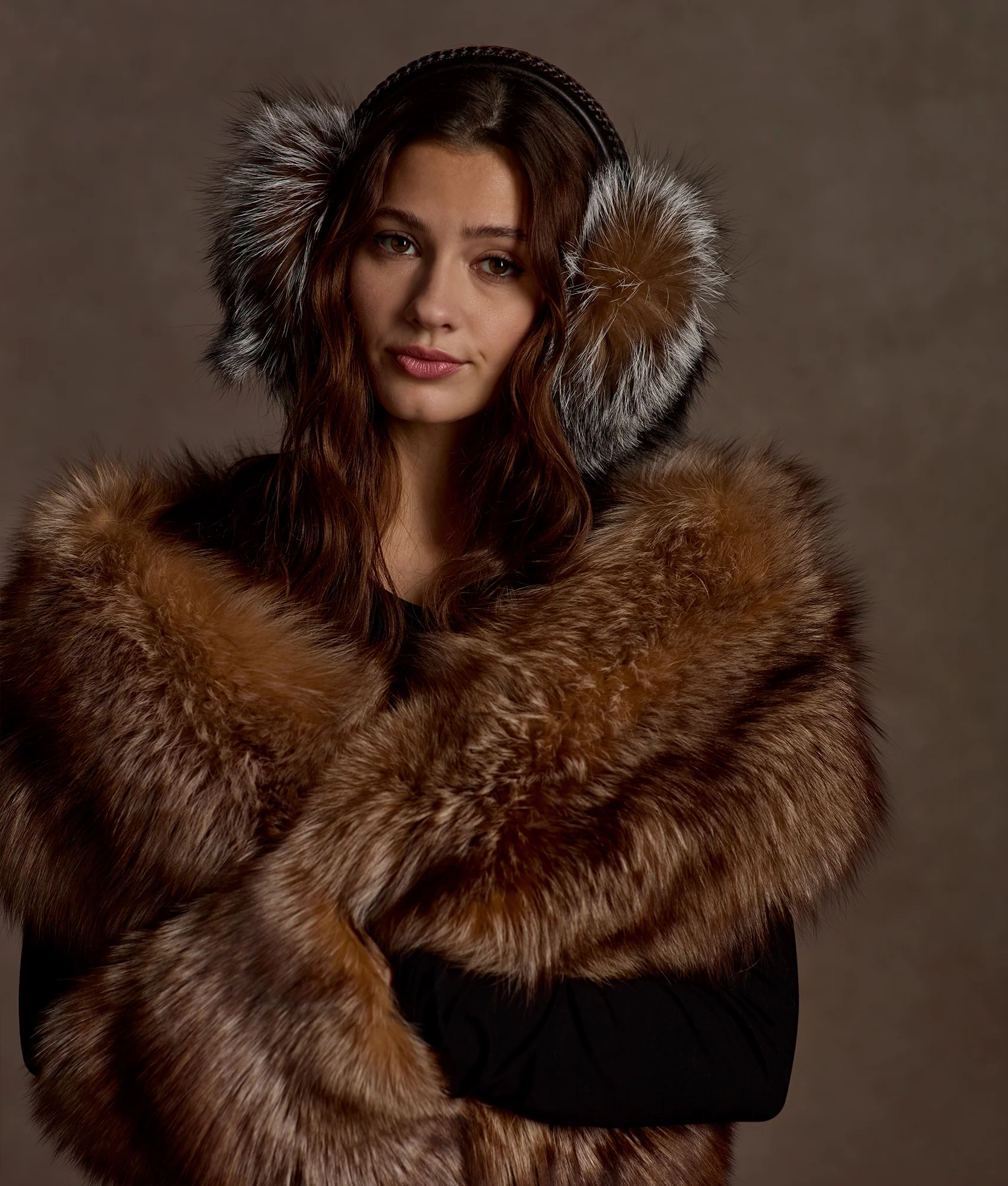 Pelliccia Handwarmer Scarf :: Brown