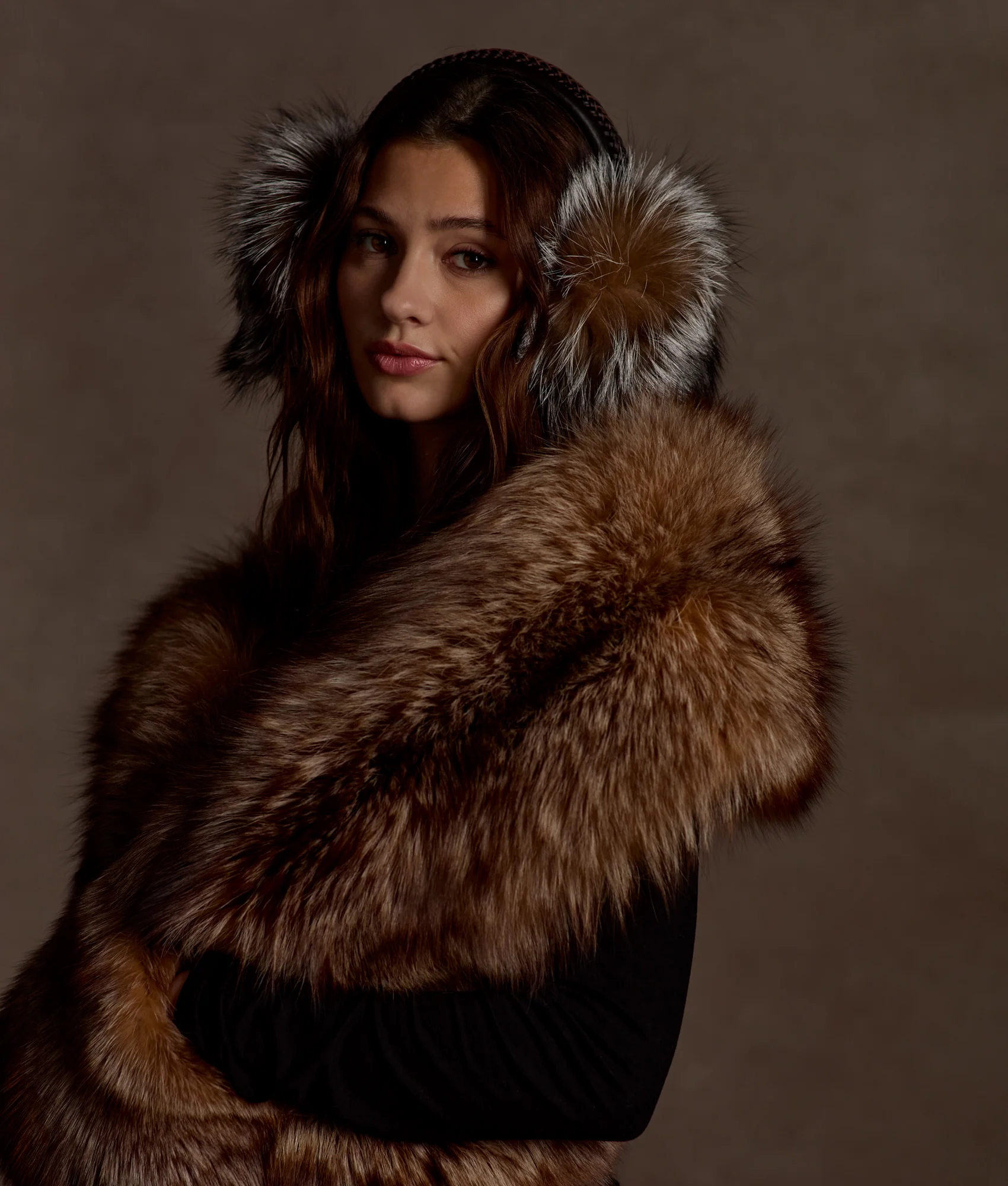 Pelliccia Handwarmer Scarf :: Brown