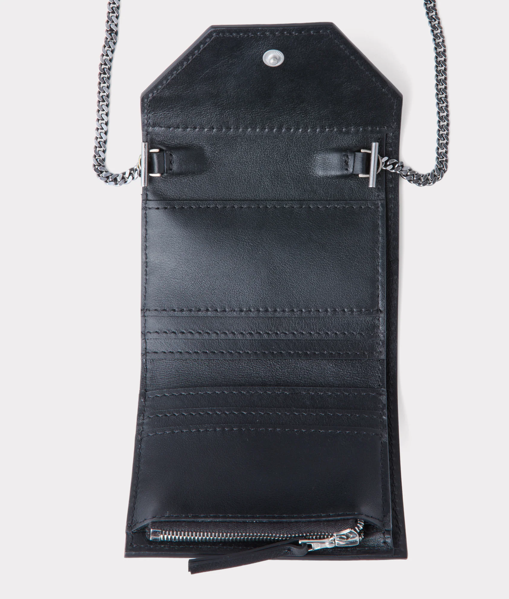 Short Wallet On A Chain :: Black