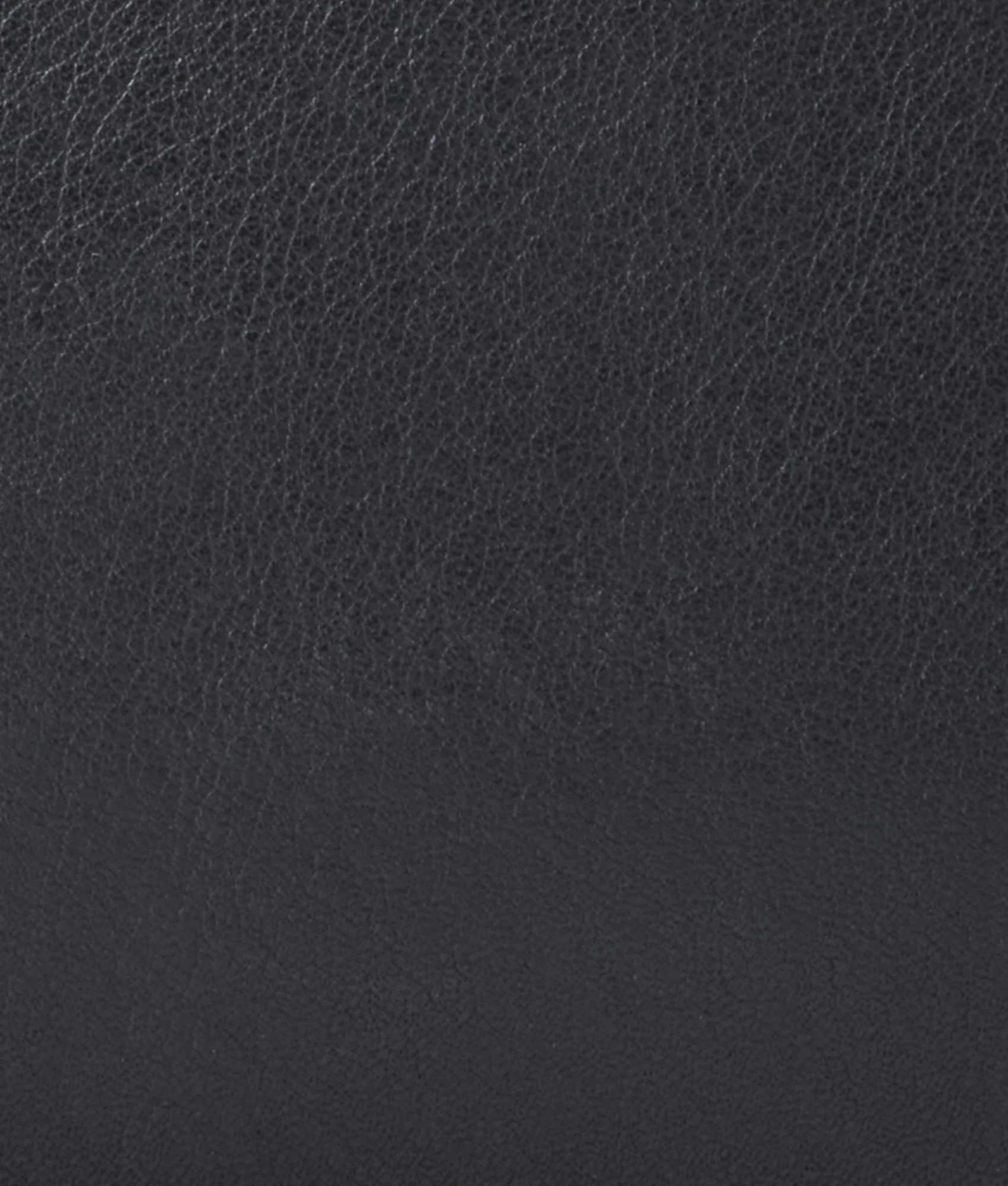 Short Wallet On A Chain :: Black