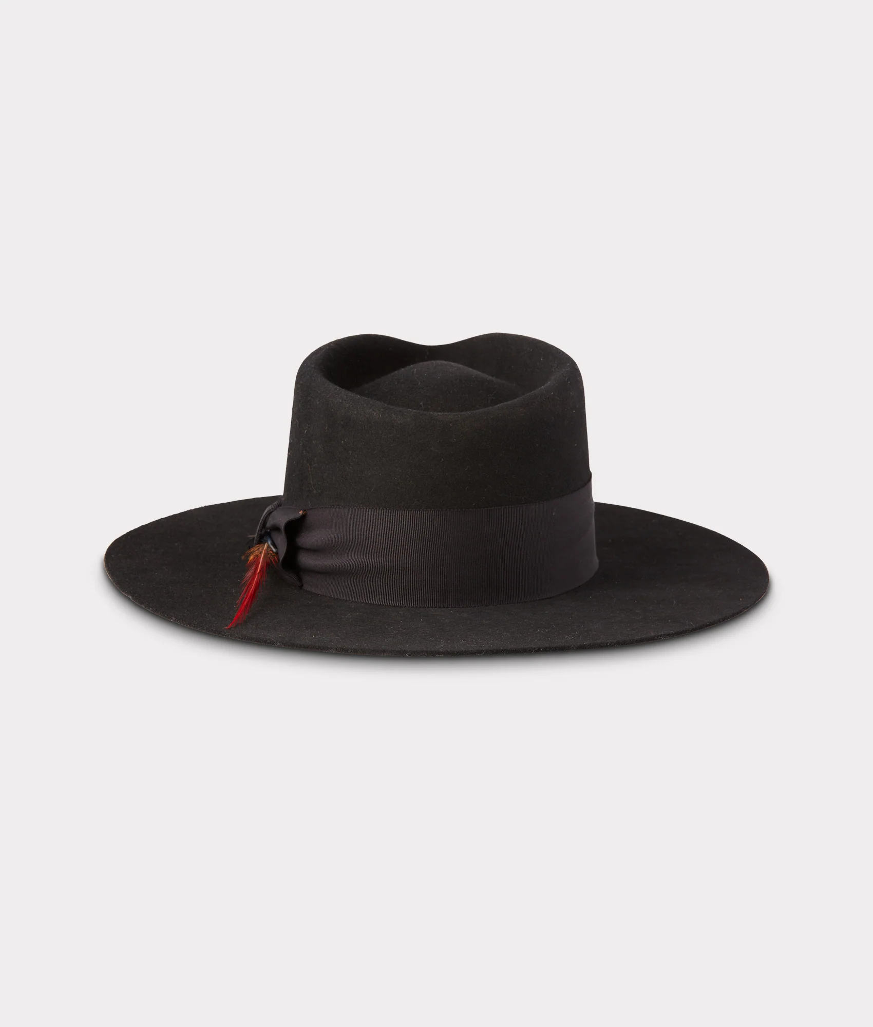 The Capitol :: Black