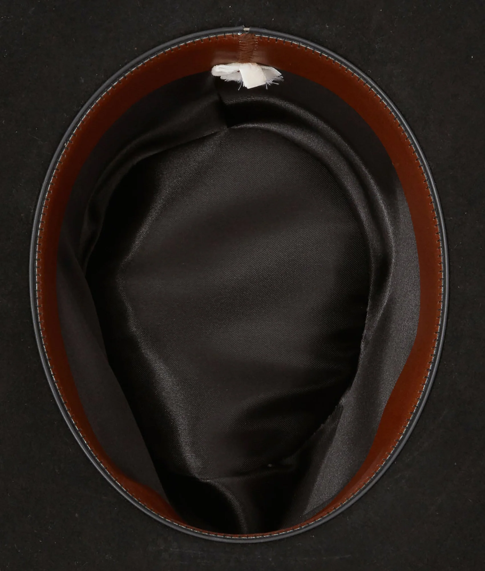 The Capitol :: Black