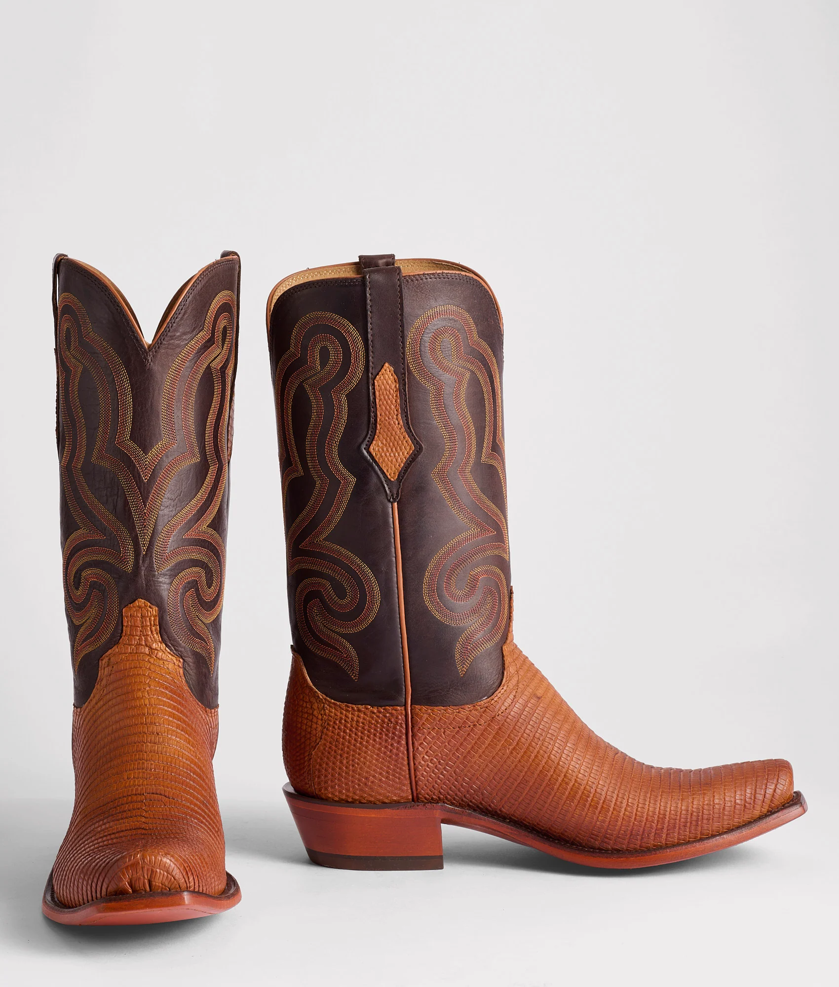 Easton :: Antique Tan