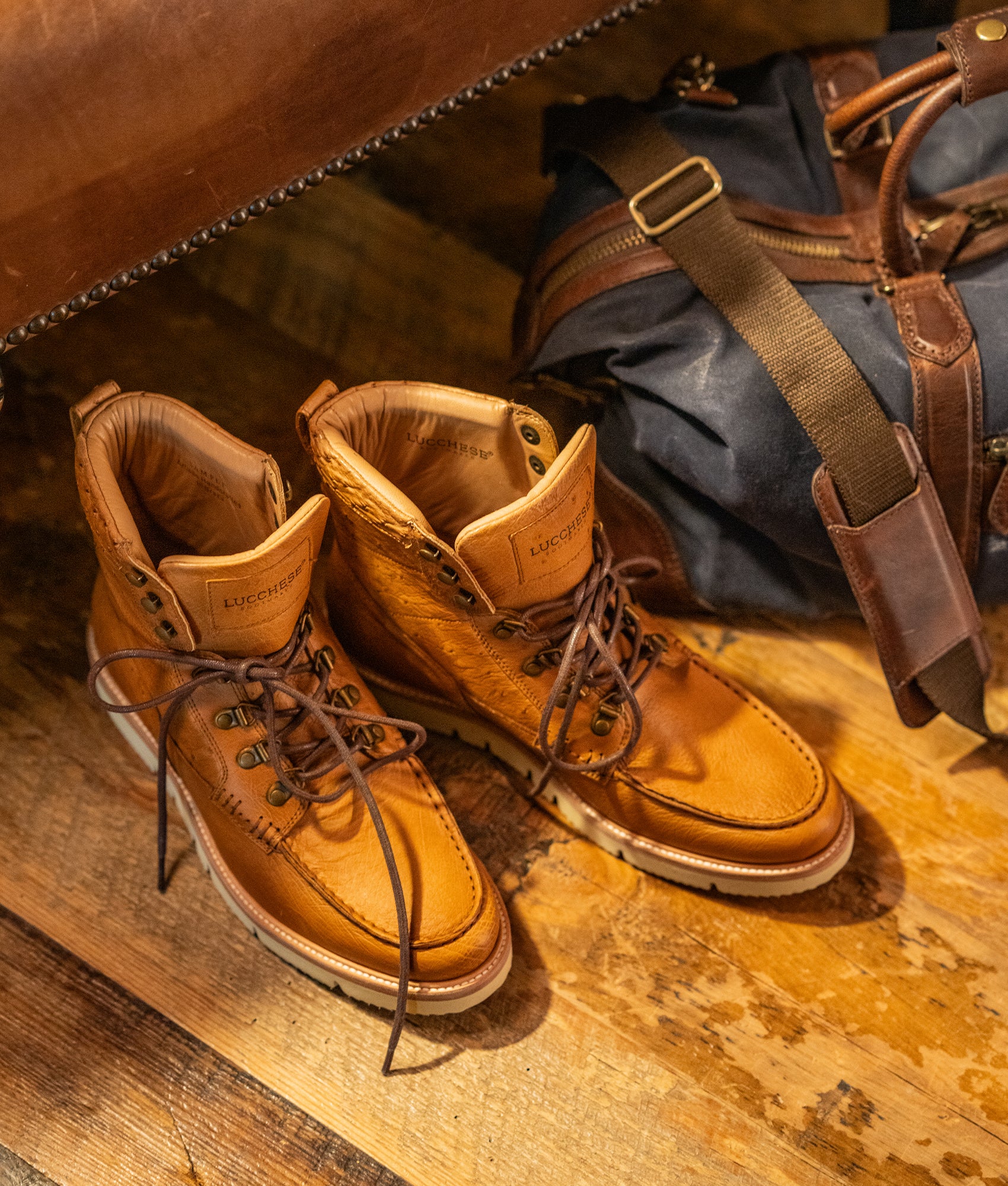 Ridgeline Exotic Lace Up Boot :: Barnwood