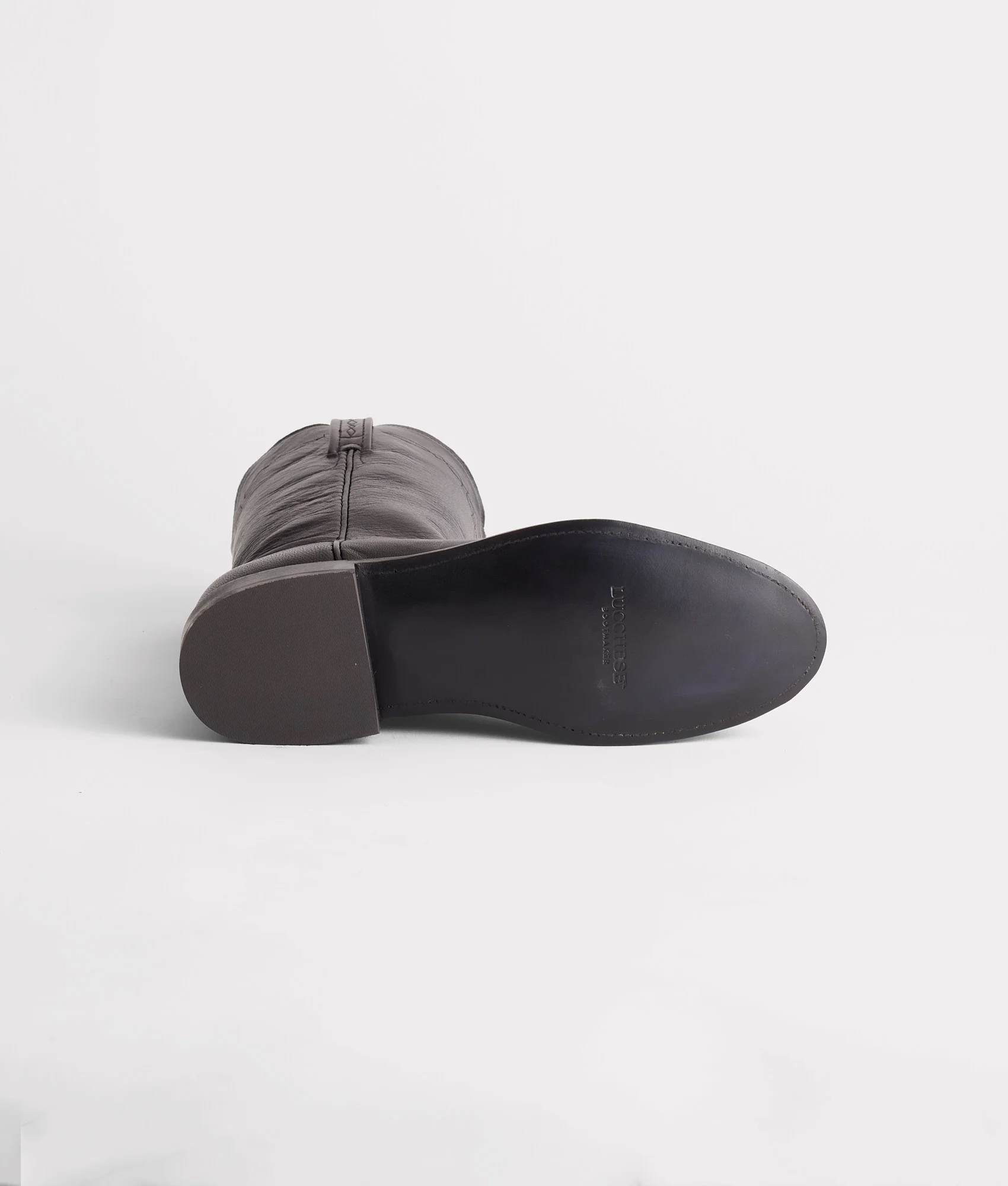 Majestic Roper :: Black