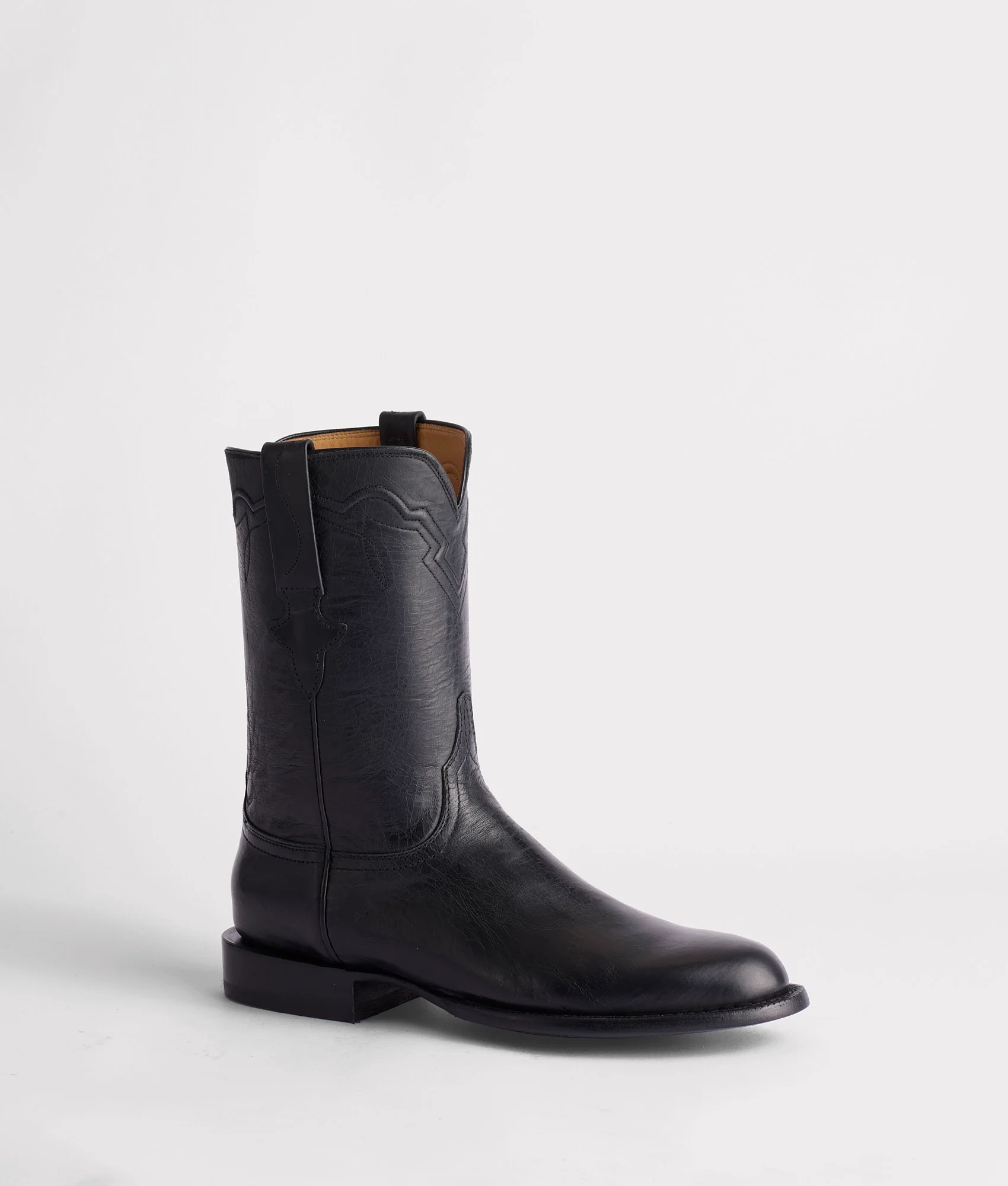 Tanner :: Black