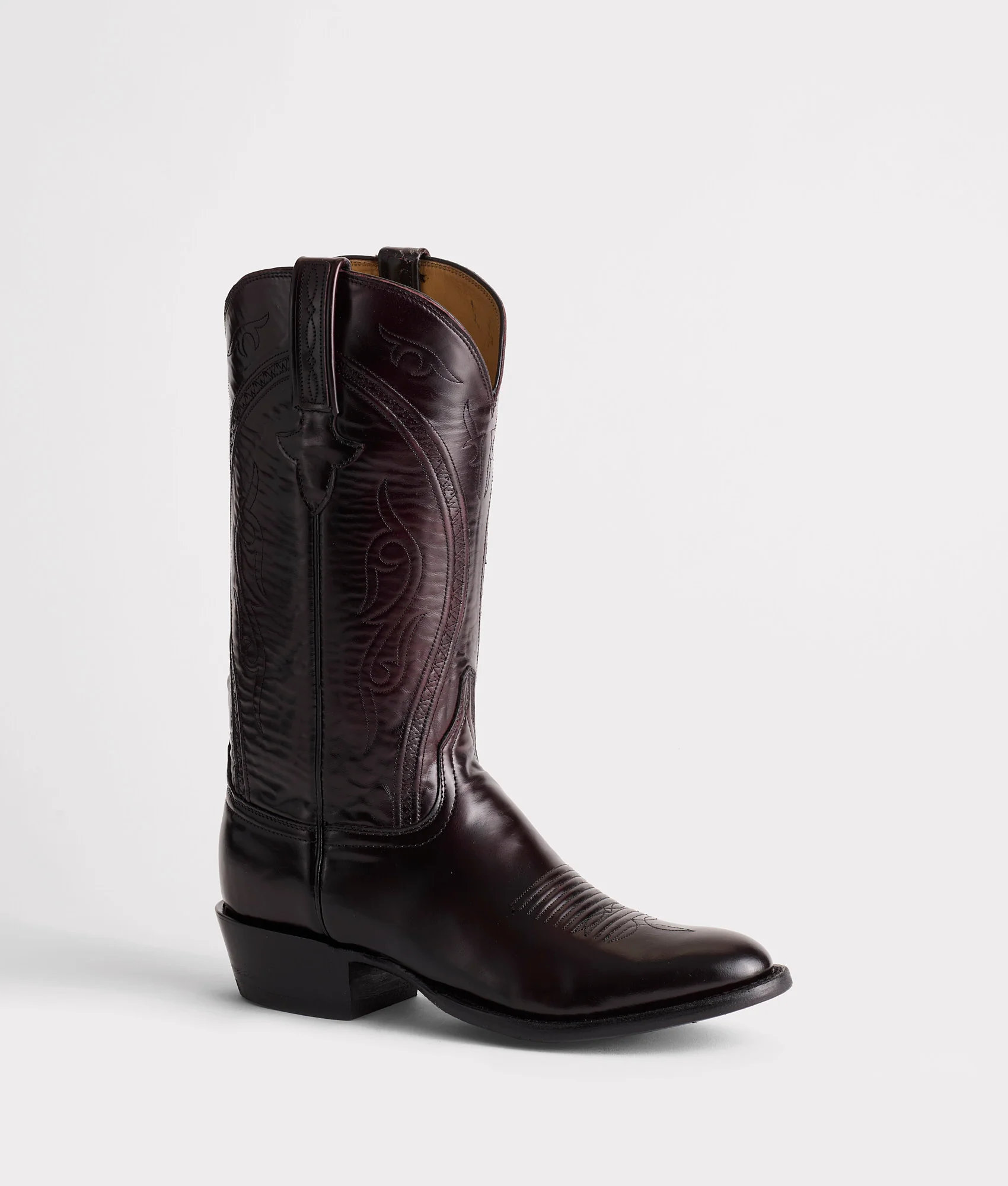 Gavin :: Black Cherry