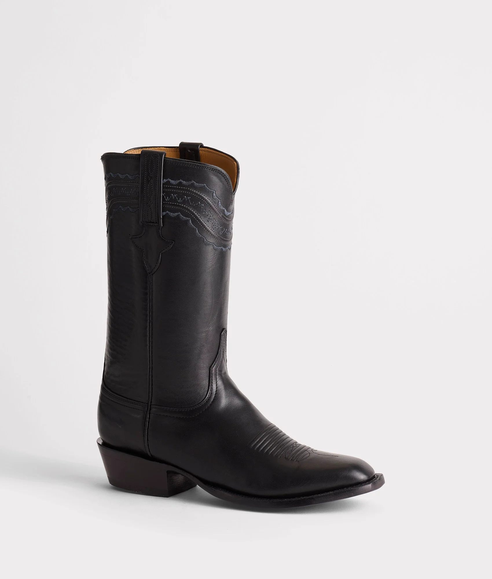 Devin :: Black