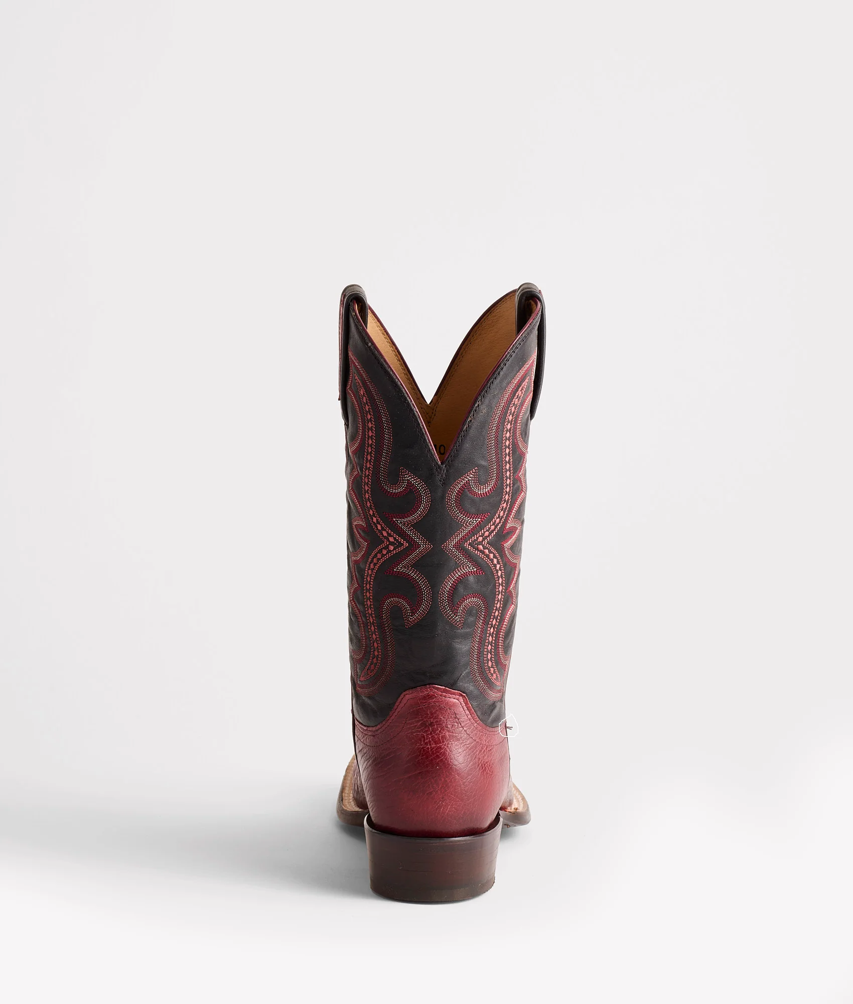 Cecil Exotic :: Black Cherry