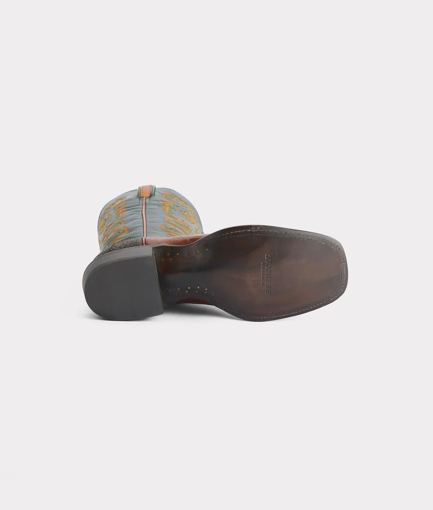 Buckaroo :: Cognac