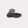 Charles :: Black