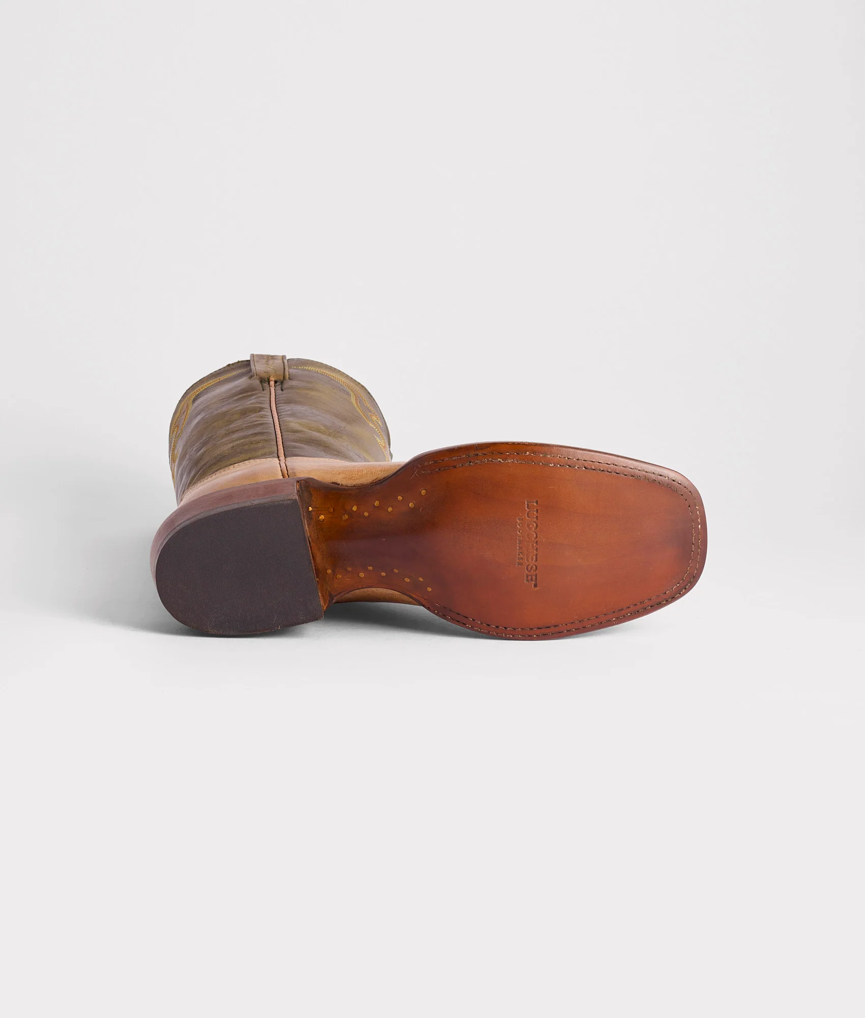 Martin :: Pearl Bone