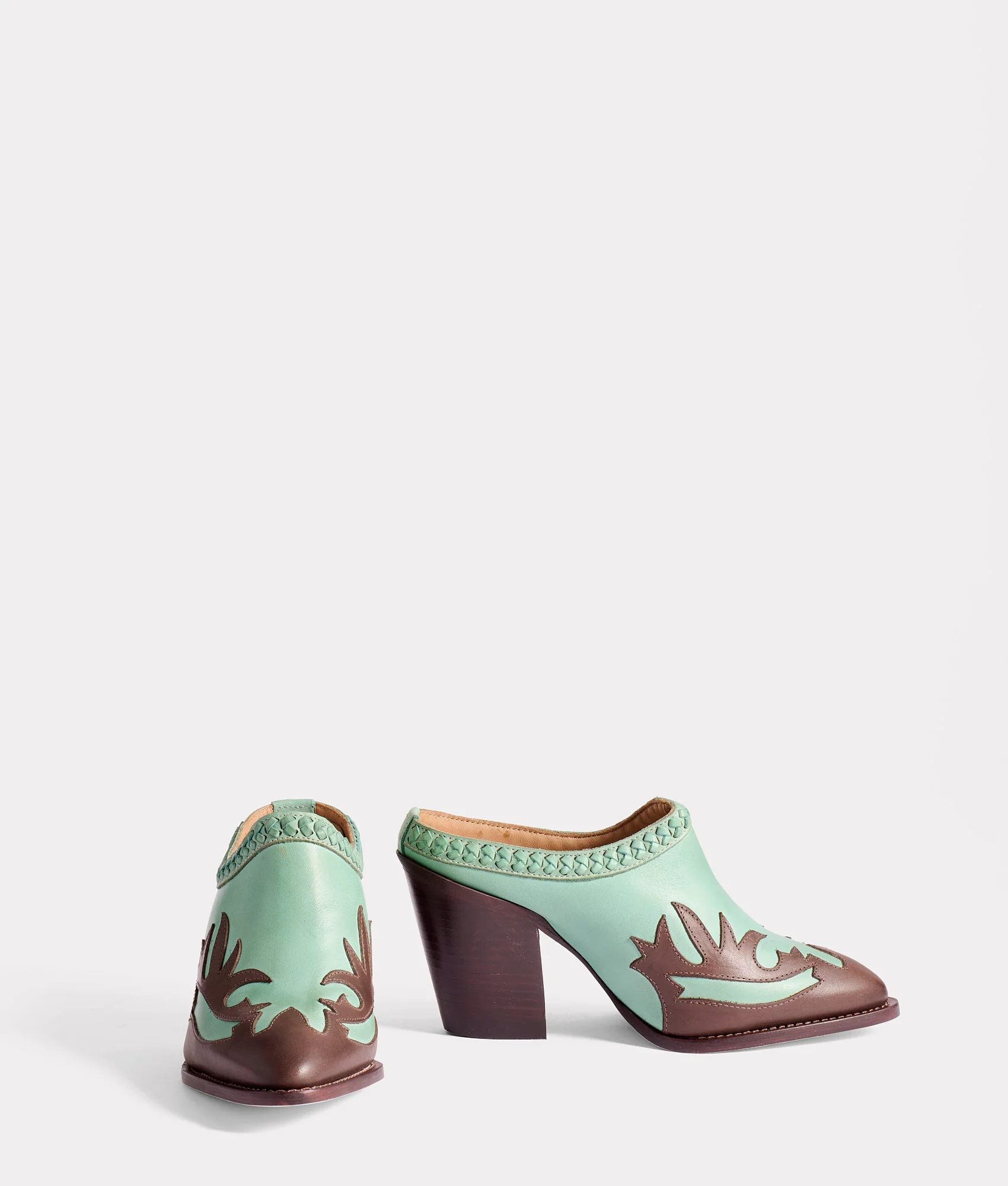 Patti II :: Turquoise/Whiskey