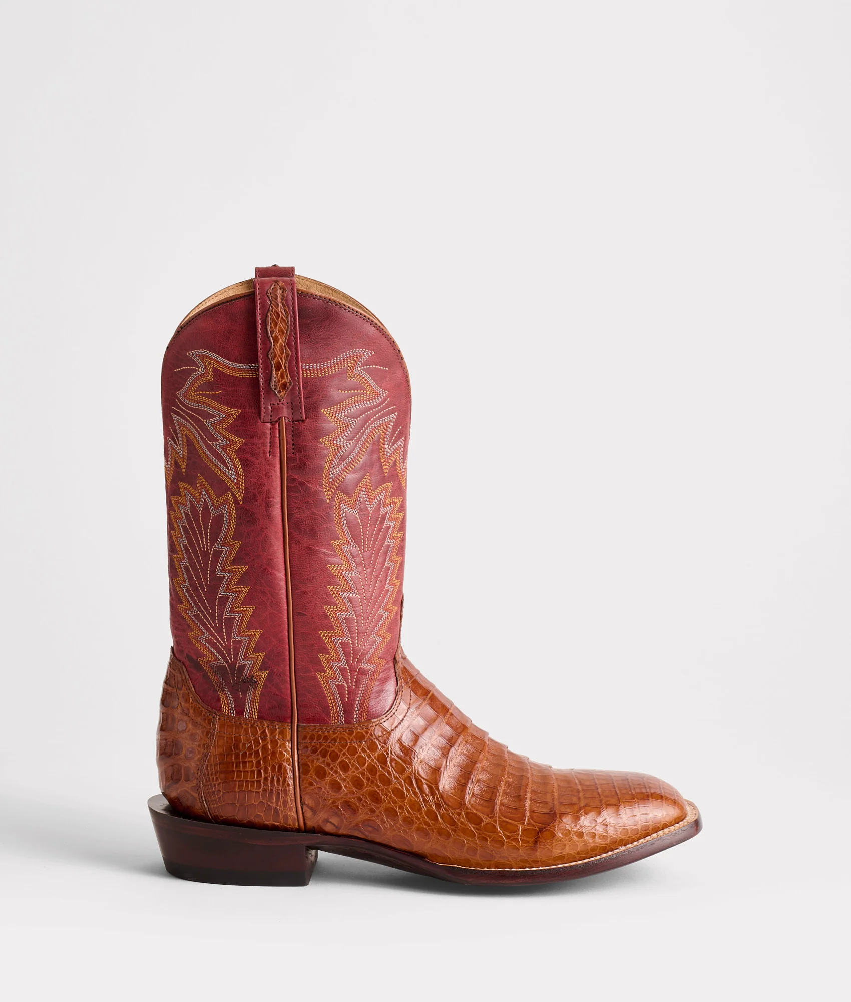 5719-wyatt-red-1.webp Wyatt :: Red