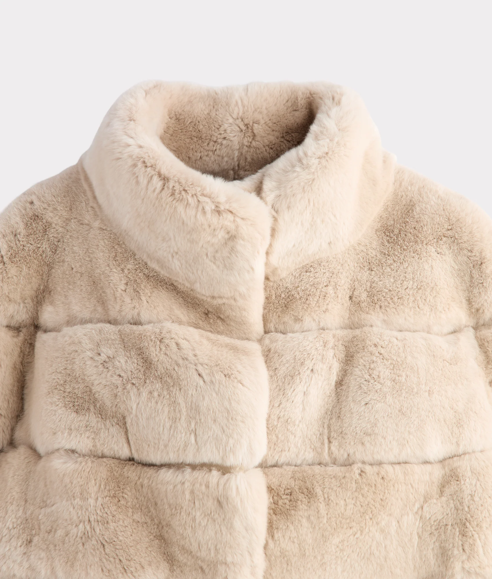 Leona Fur Coat :: Beige