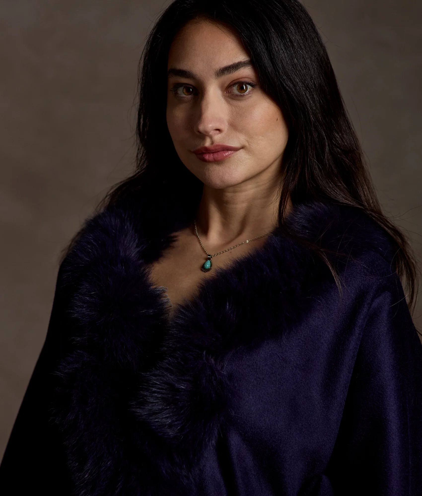 Arden Cashmere Wrap :: Navy