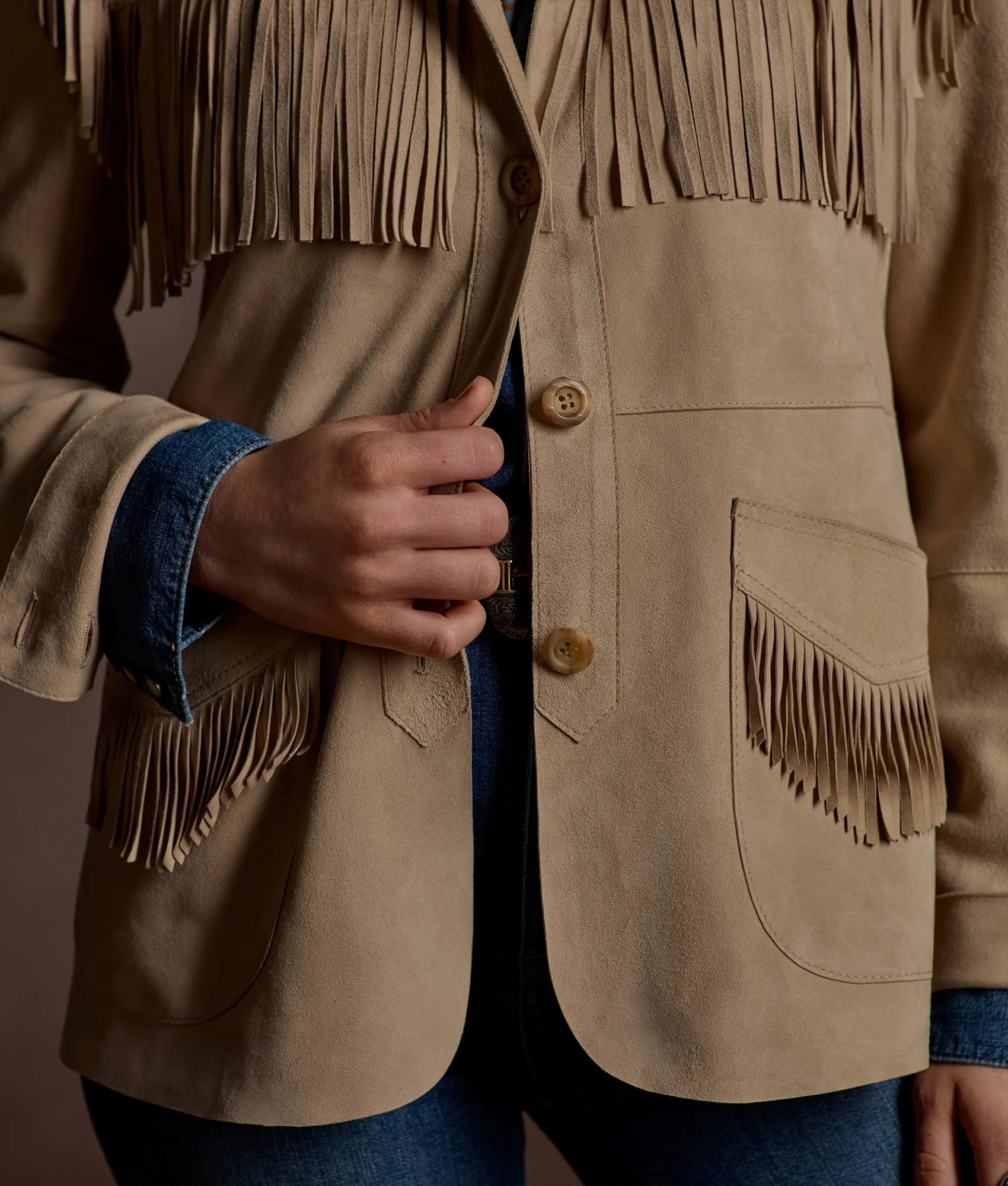 Olathe Fringe Jacket :: Sand