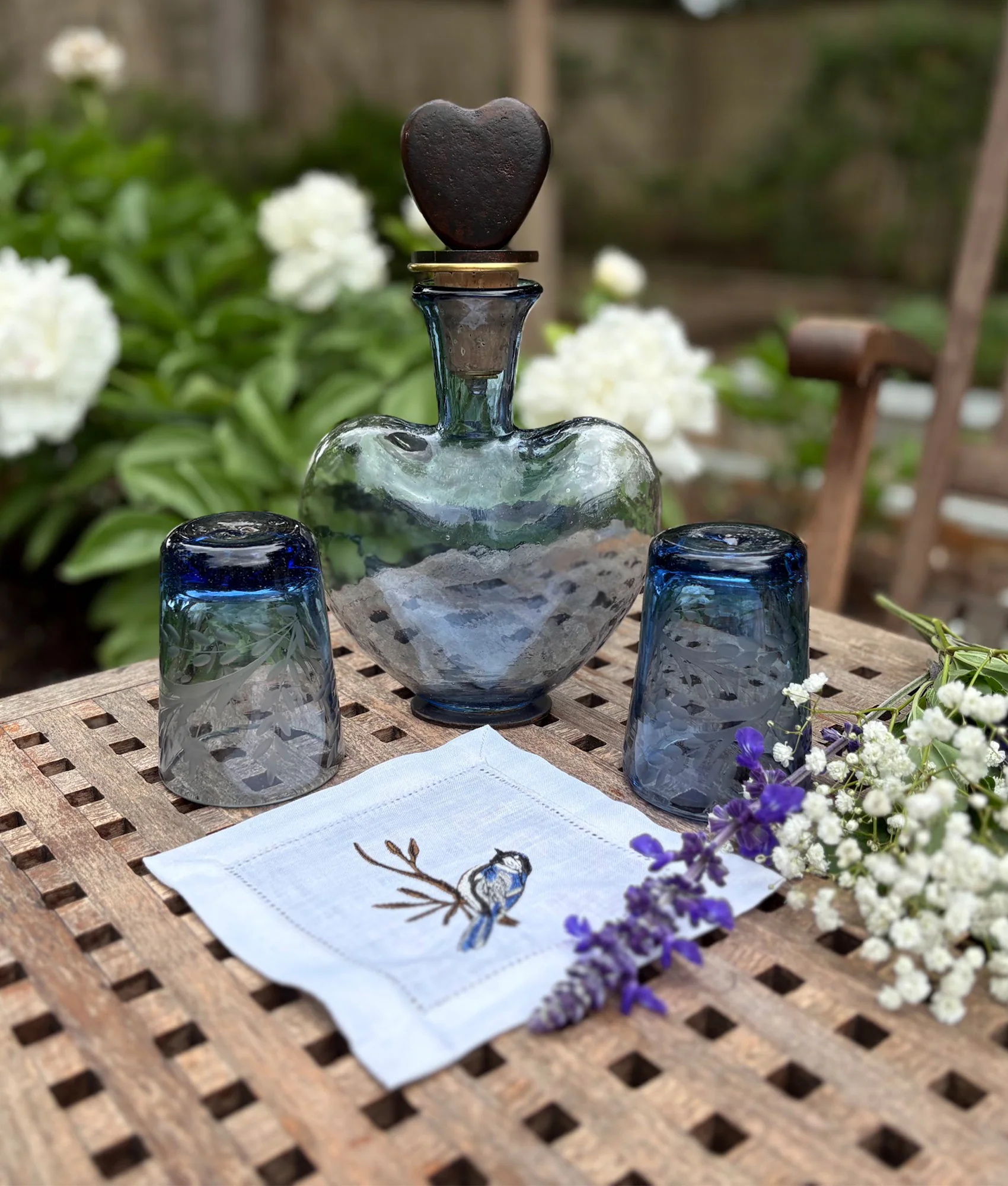 Azalea Drinking Glass :: Blue