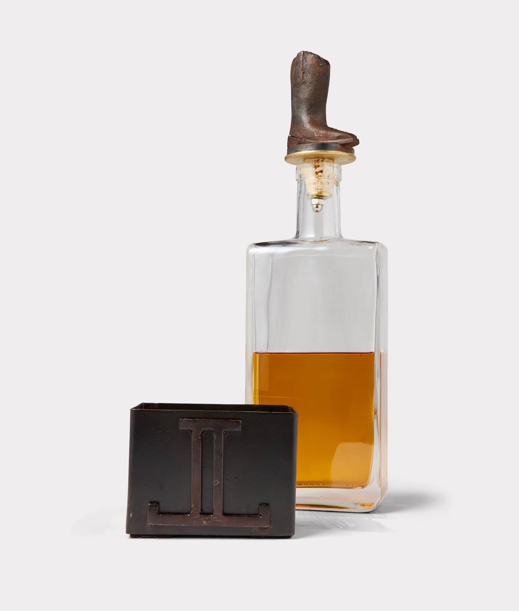 Boot Decanter :: Iron