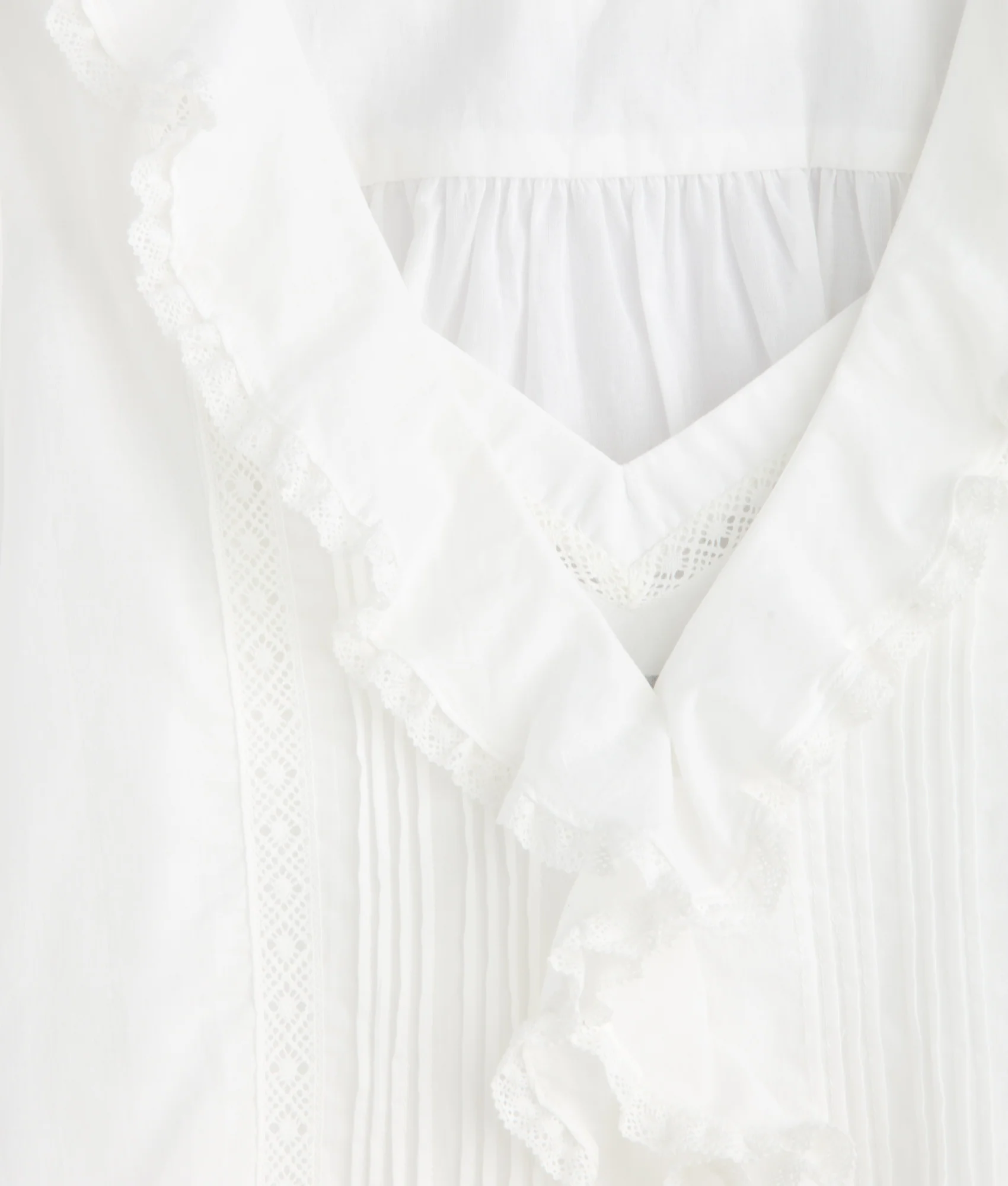 Belle Ruffle Blouse :: White