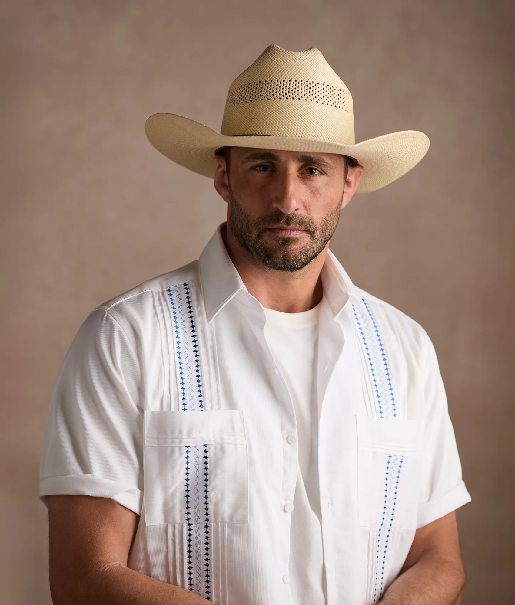 Guayabera Shirt :: White