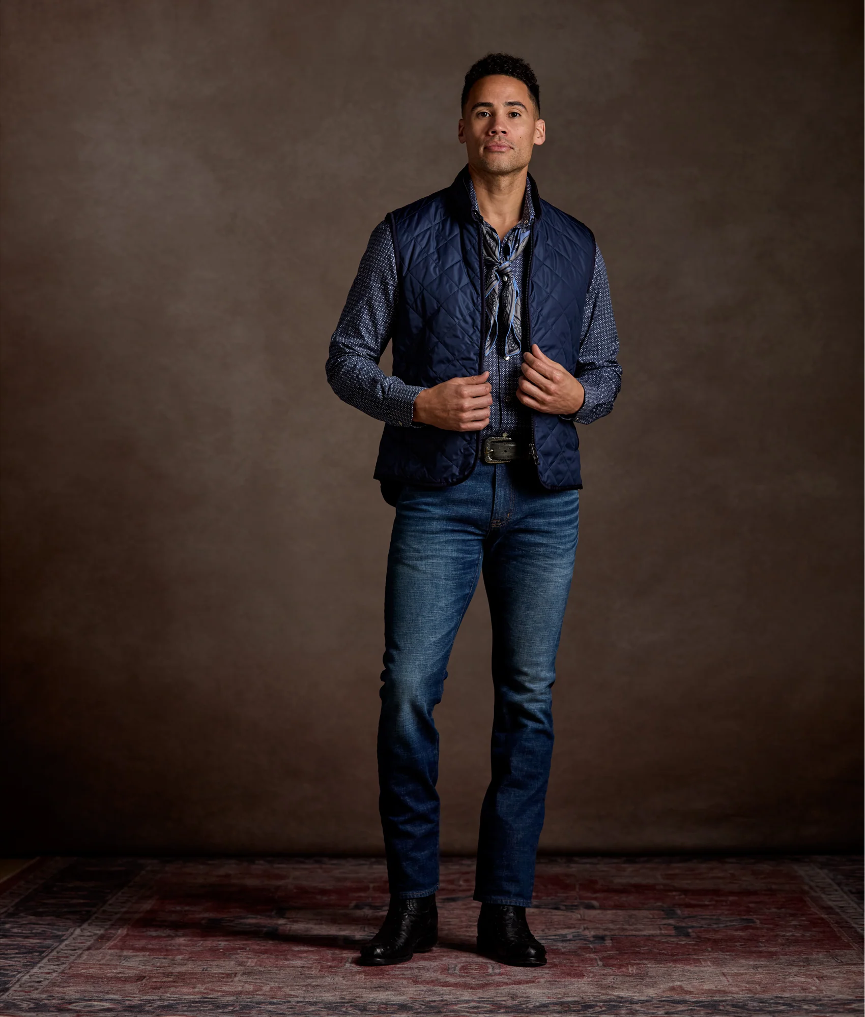 Jameson Quilted Vest :: Navy