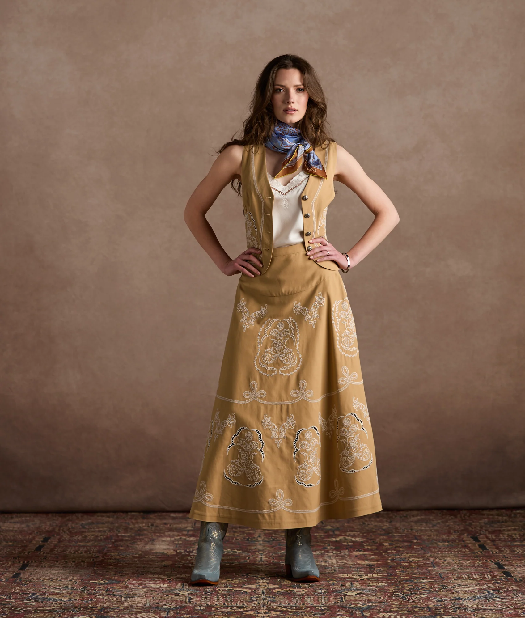 Clara Vest :: Tan