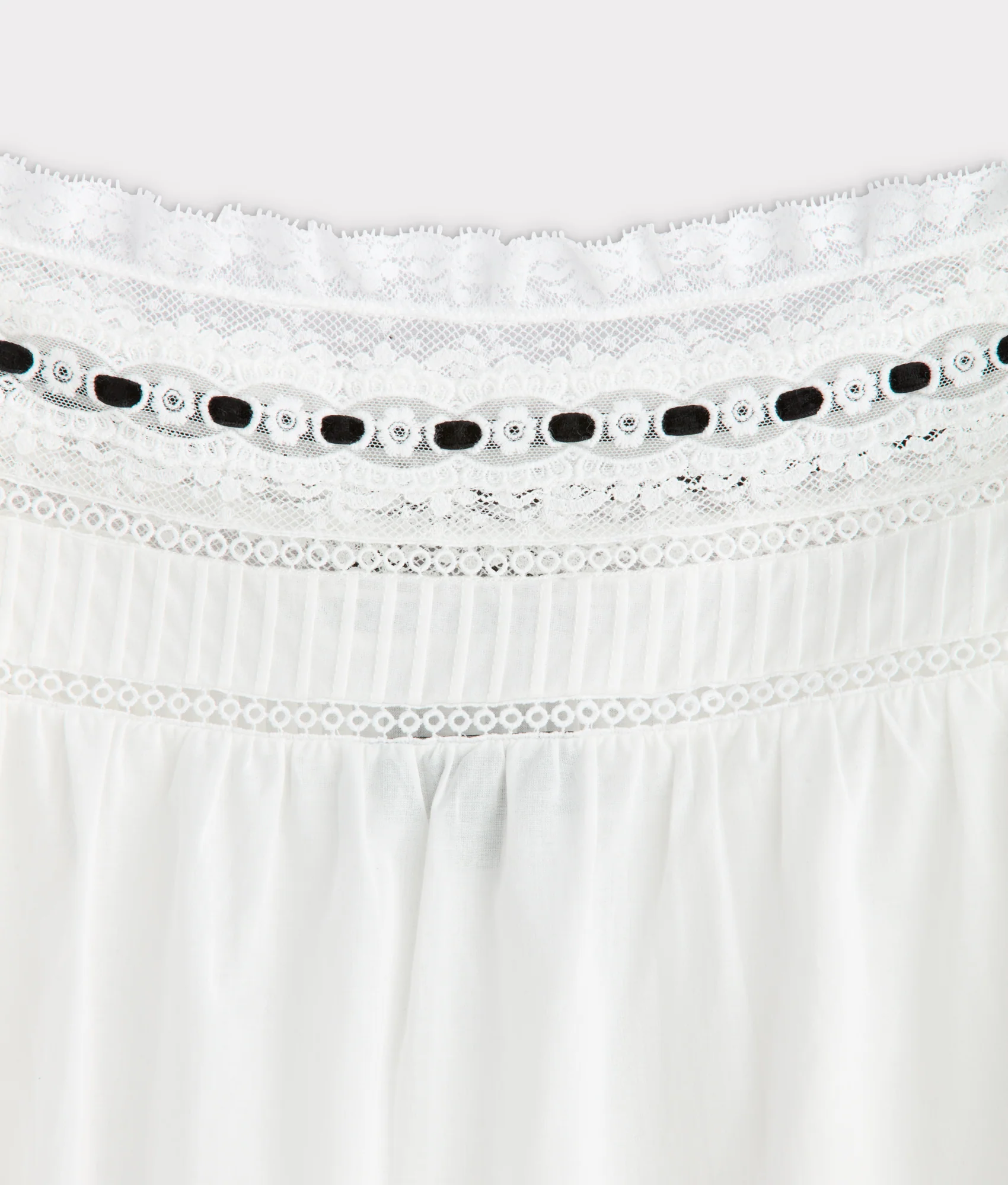Arabella Bow Blouse :: White And Black