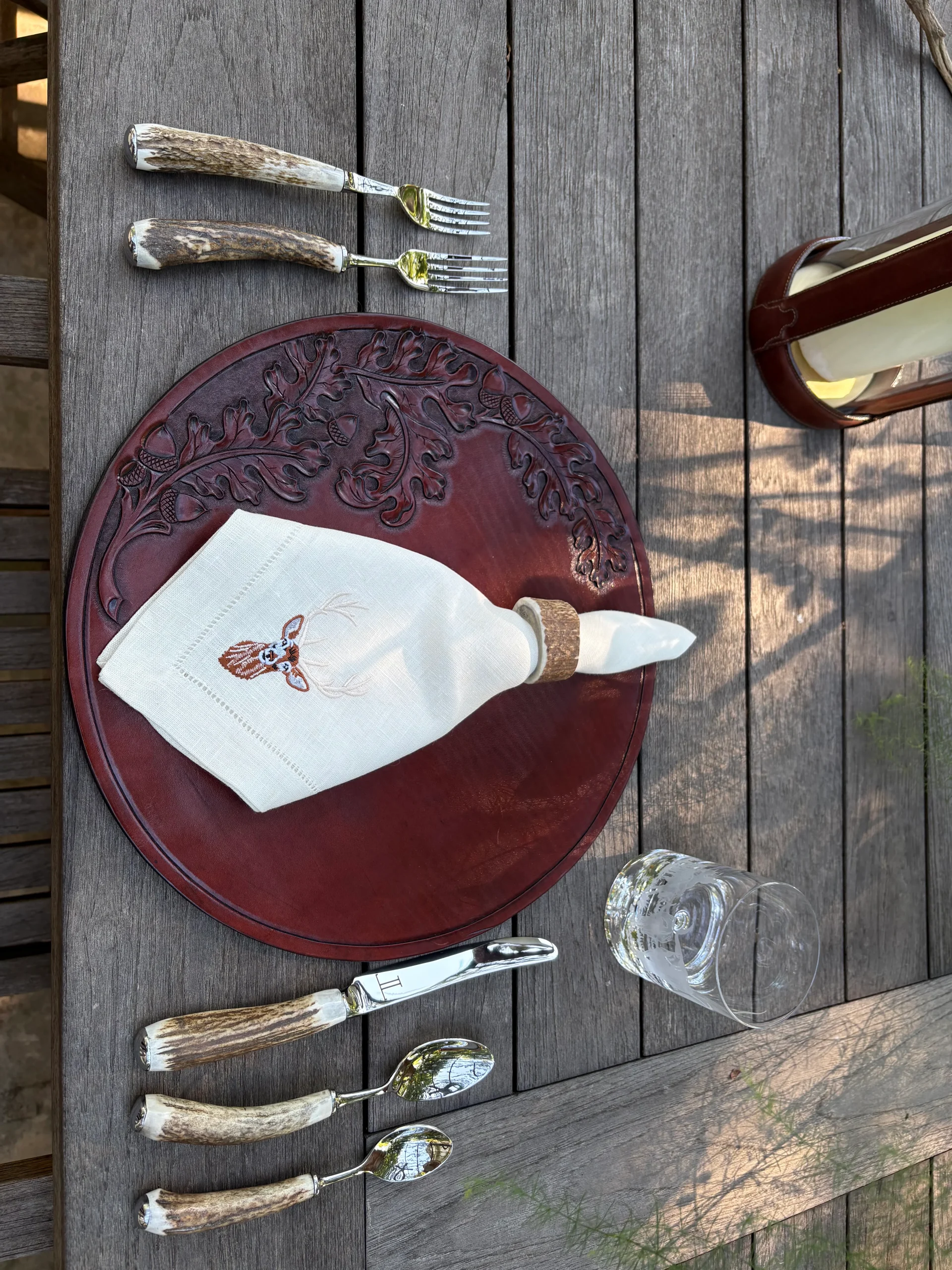 Hand-Tooled Placemats - Set of Two :: Brown