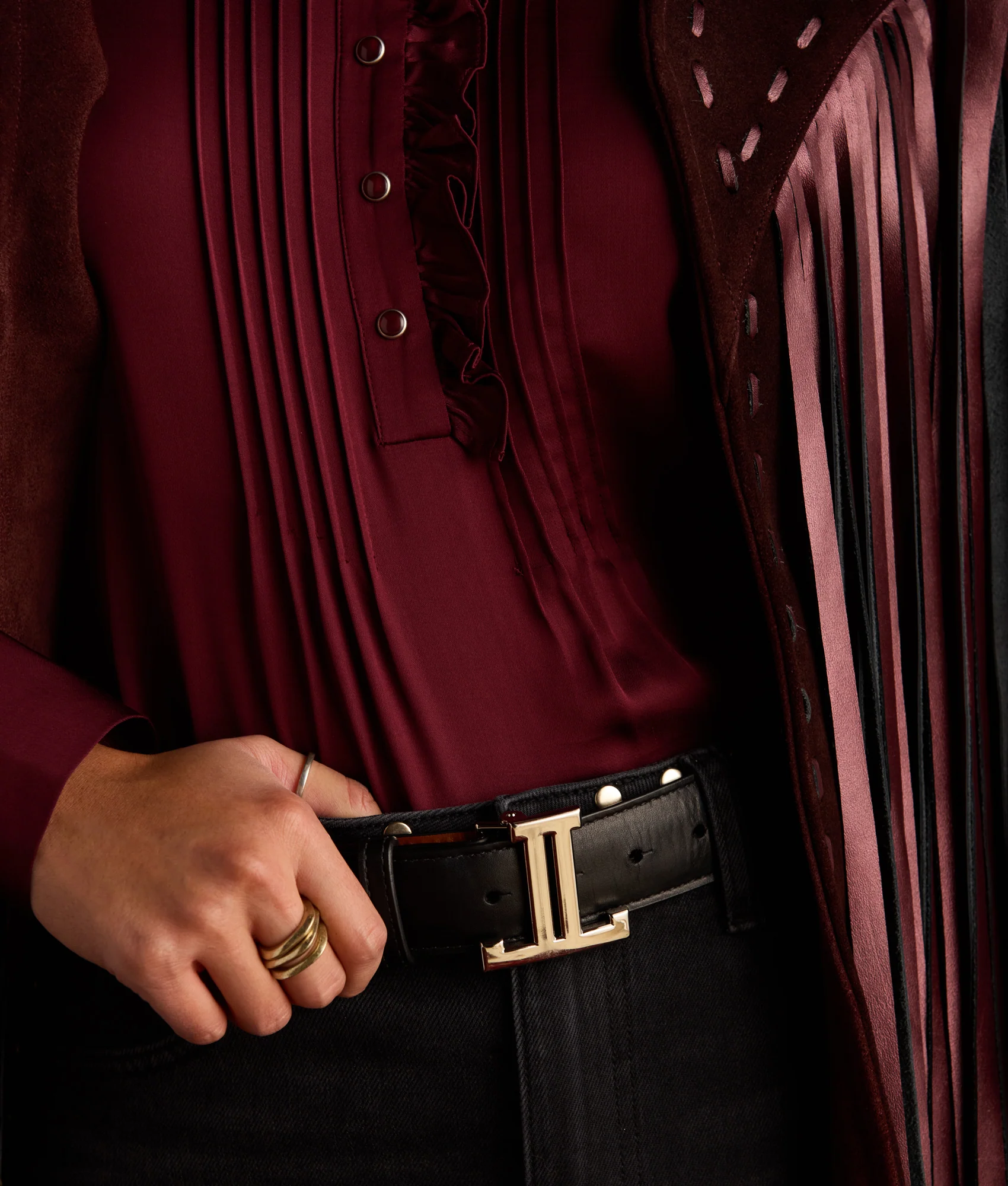Women's Mirrored L Belt :: Black