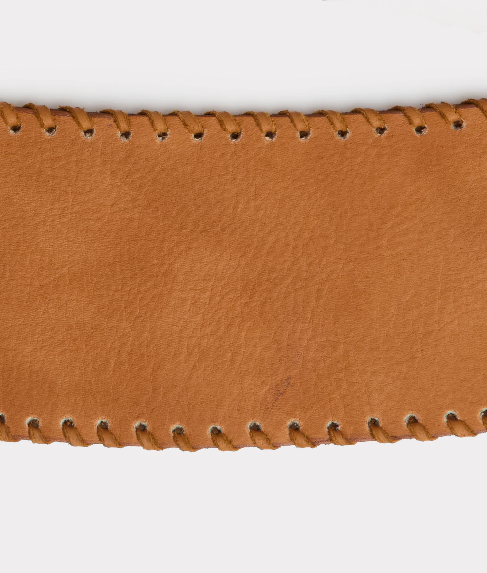 Trophy Buckle Belt :: Light Tan