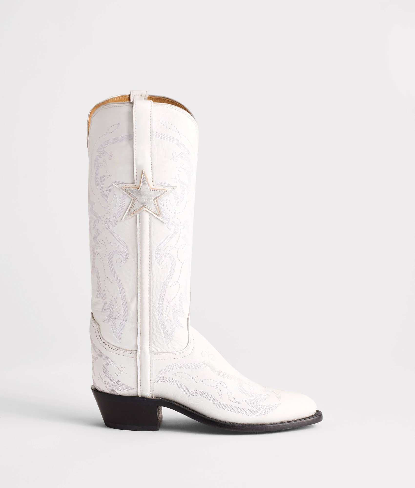Gina :: White