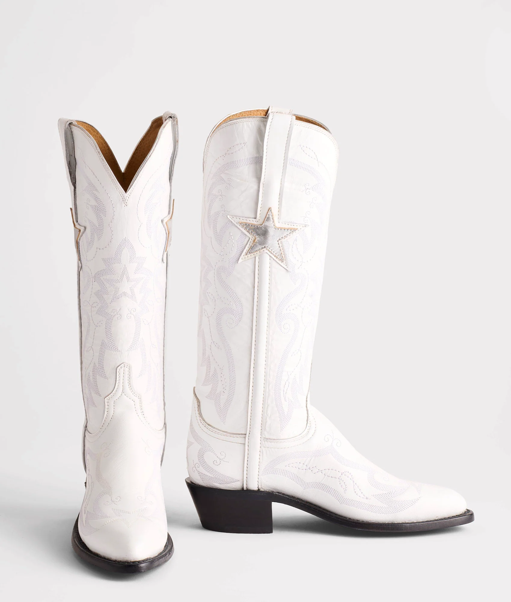 Gina :: White